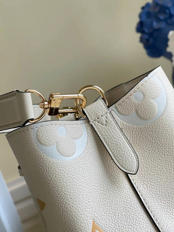 Louis Vuitton Luxury Bags 2525