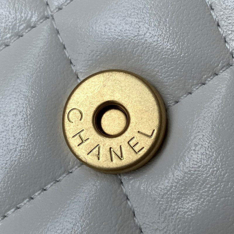 aura-bags - Chanel Bags - 7383