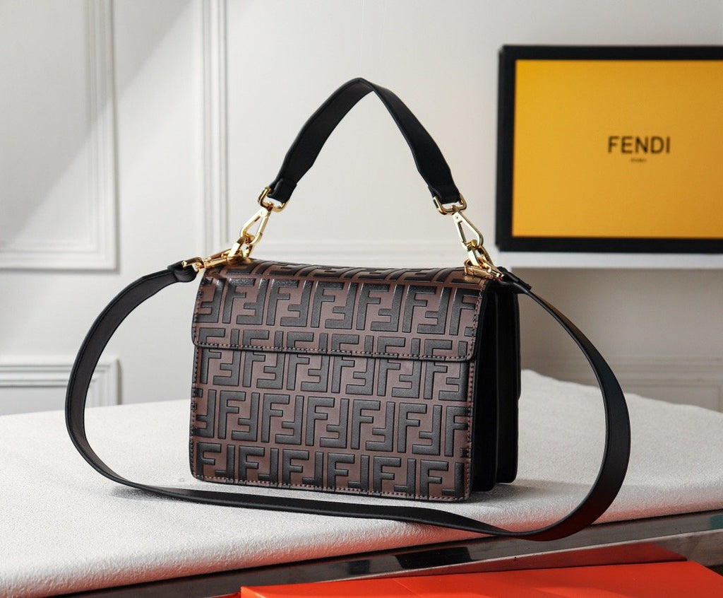 Designer Handbags Fendi 071
