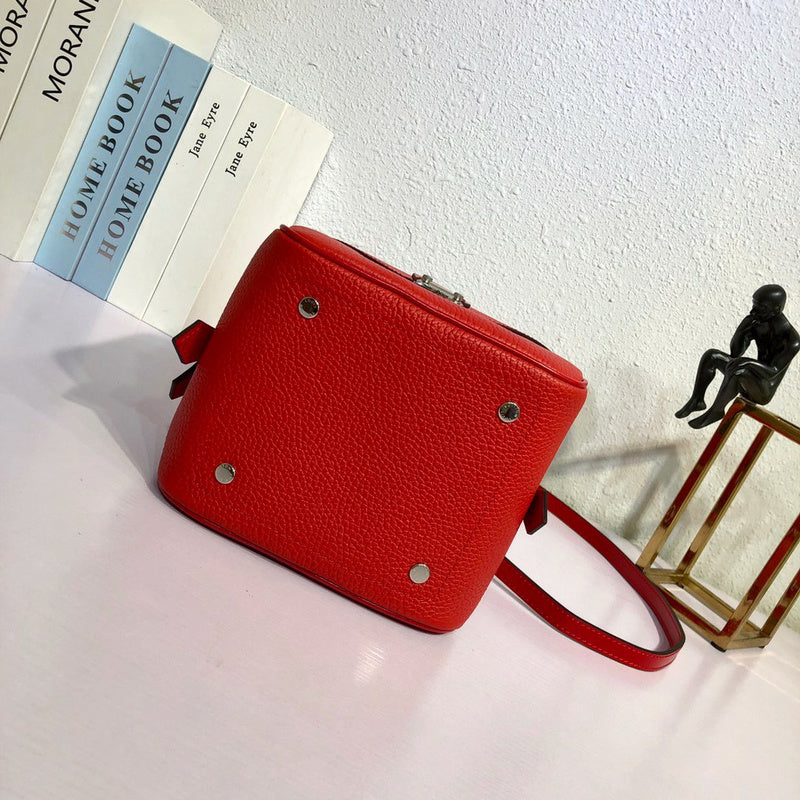 Louis Vuitton Luxury Bags 1904