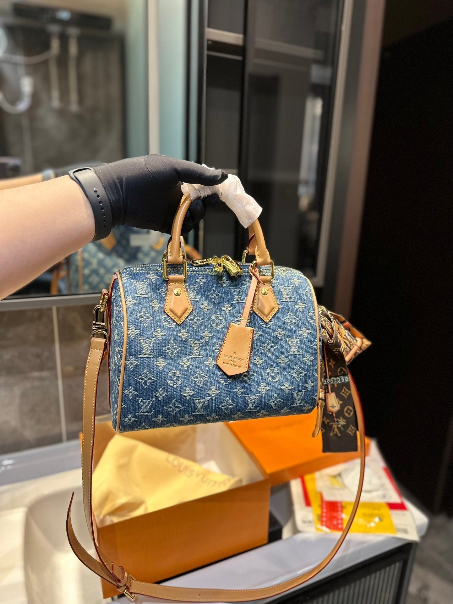 Luxury Bags Louis Vuitton  761