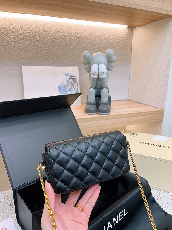 aura-bags - Chanel Bags - 7000