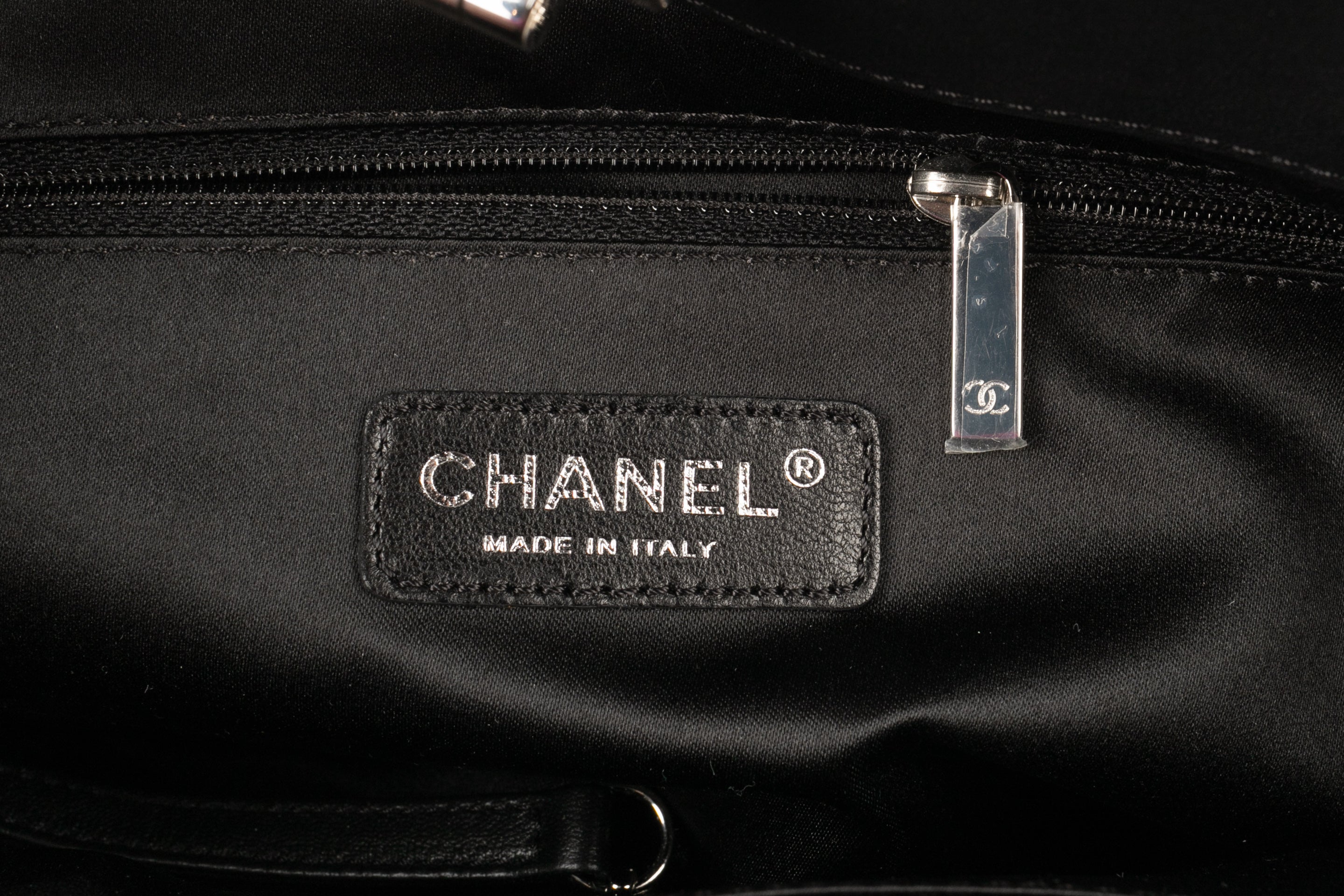 Sac �� paillettes Chanel 2011
