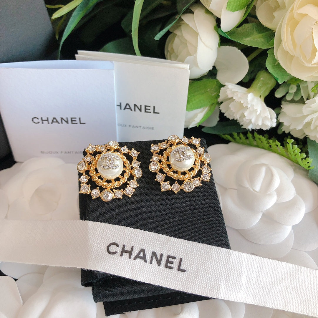 BG - Holiday Earring chanel 008
