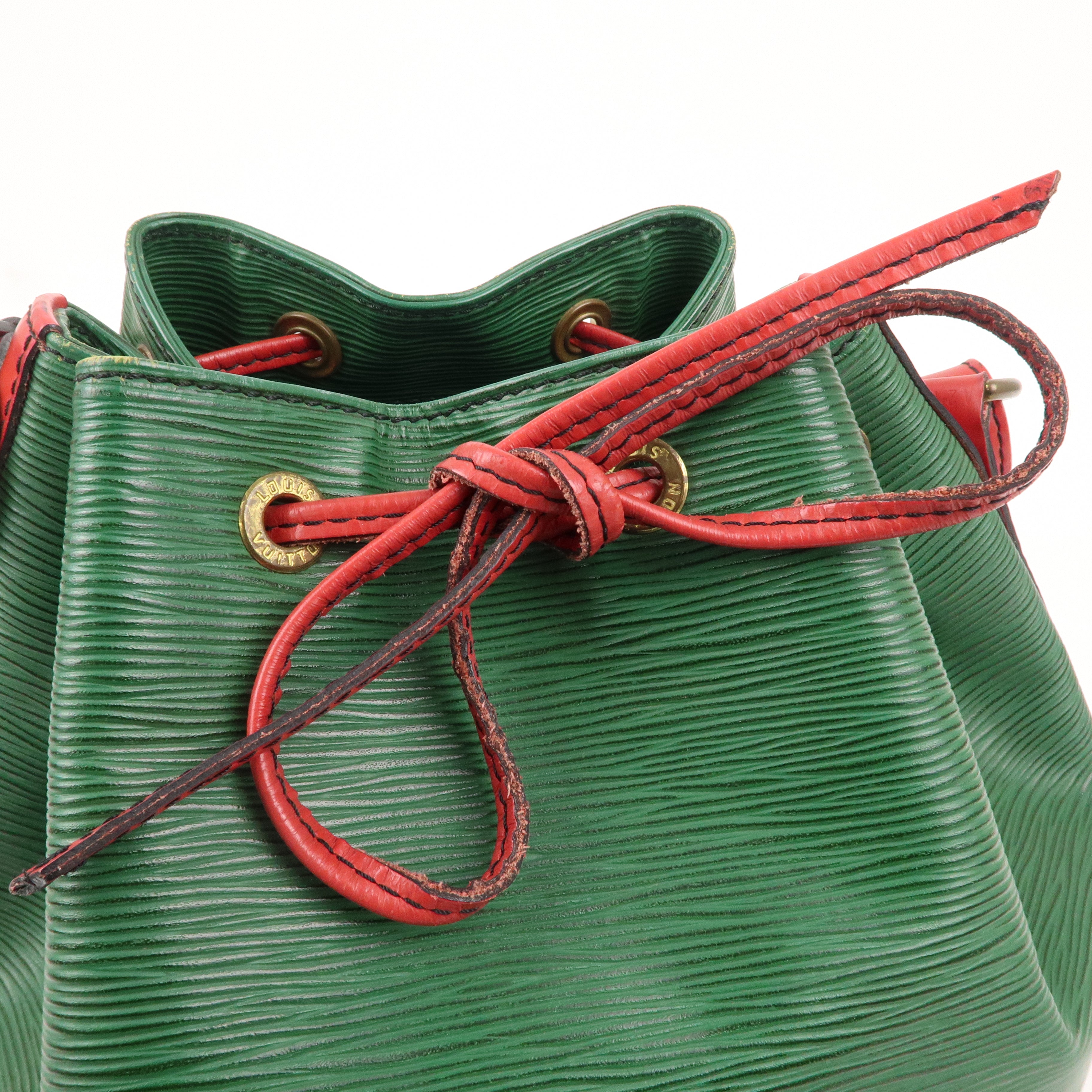 Louis Vuitton Epi Petit Noe Shoulder Bag Green Red M44147
