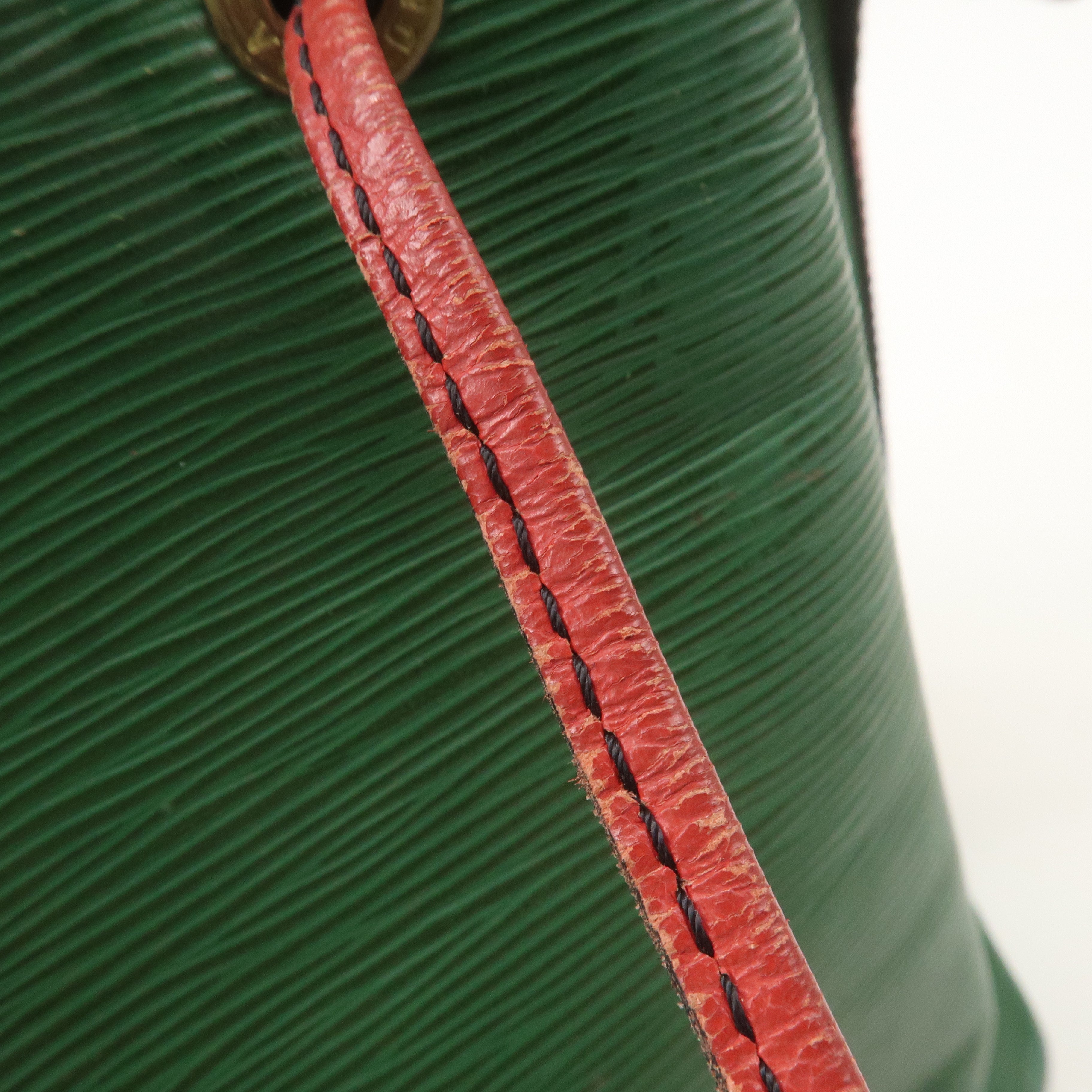 Louis Vuitton Epi Petit Noe Shoulder Bag Green Red M44147