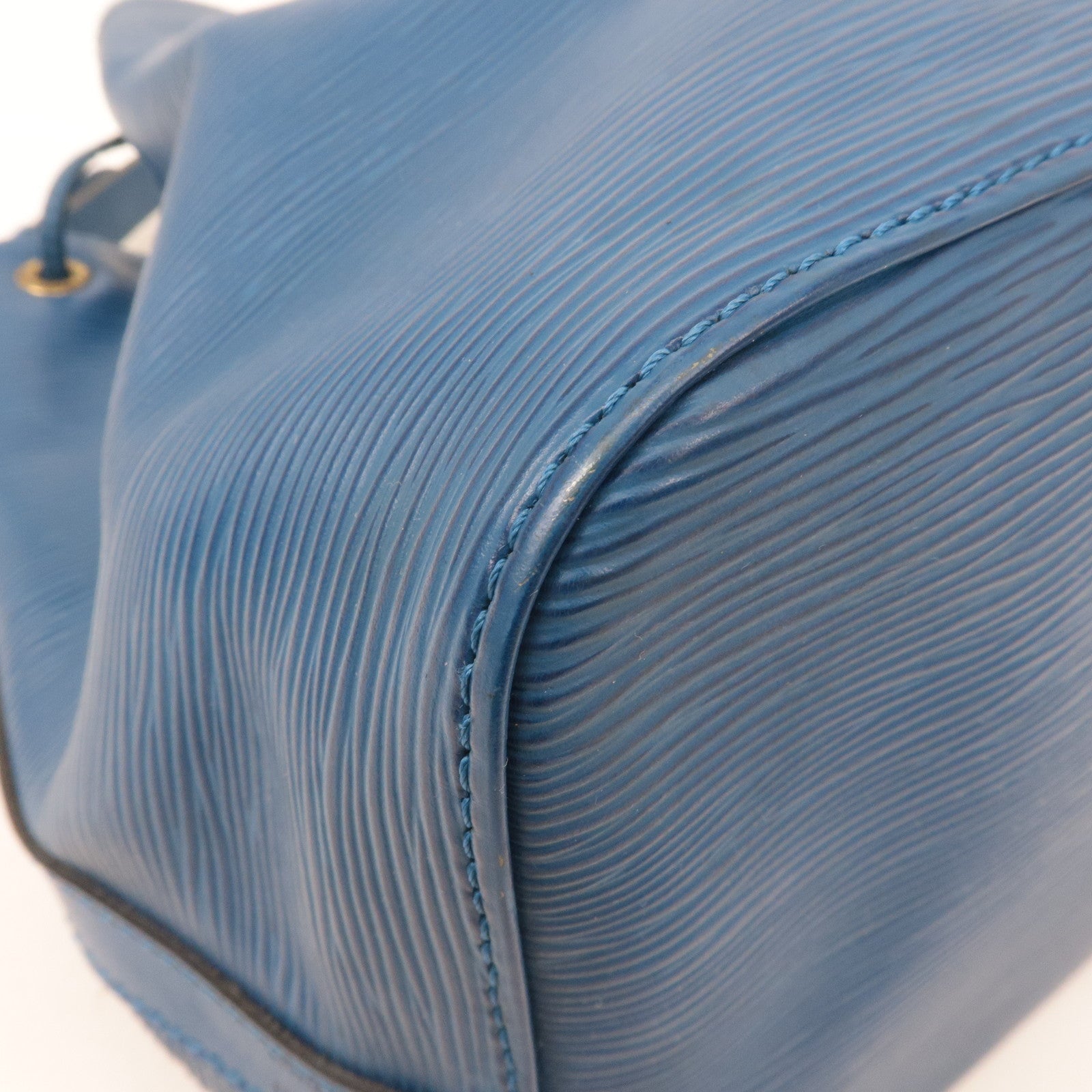 Louis Vuitton Epi Petit Noe Shoulder Bag Toledo Blue M44105