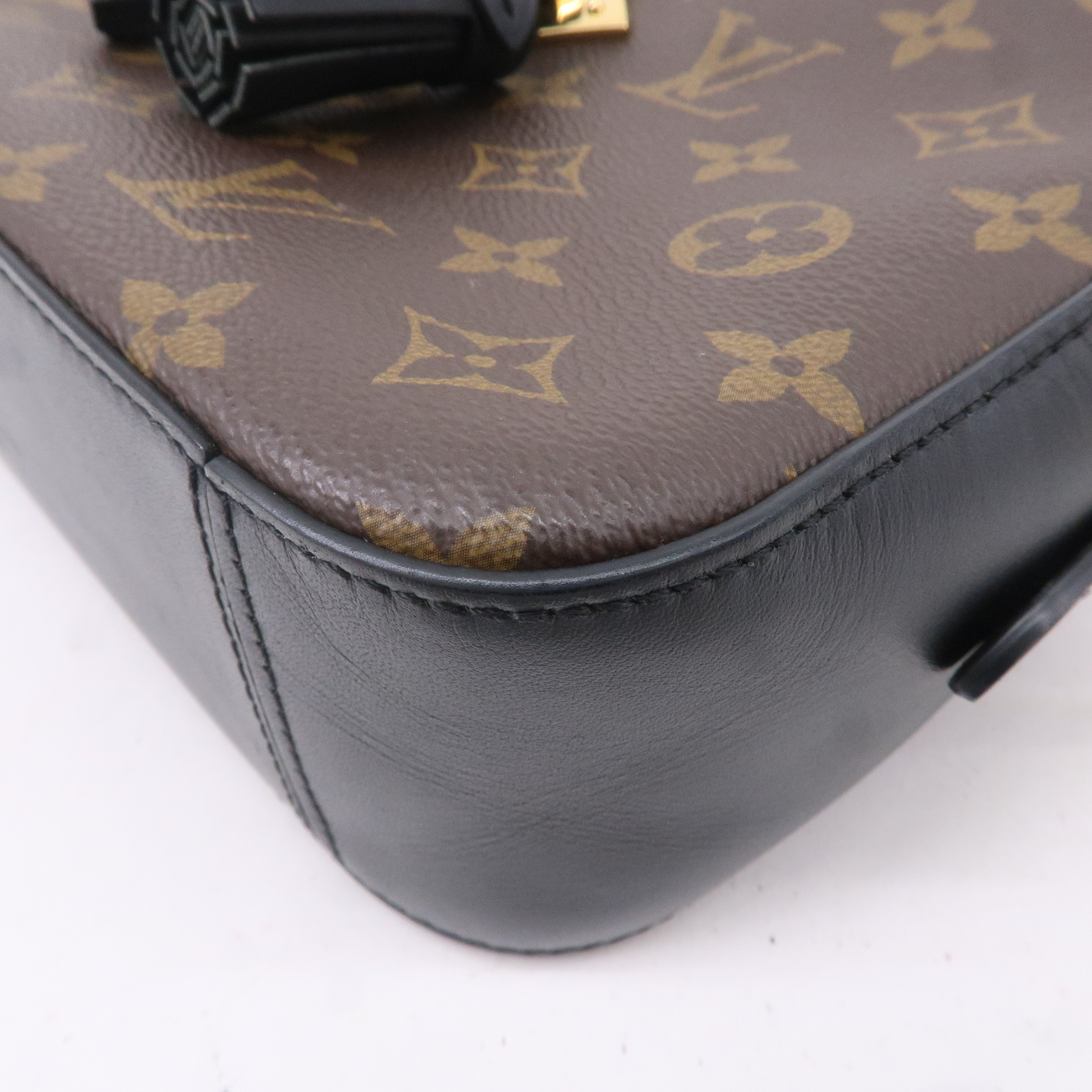 Louis Vuitton Monogram Saintonge Shoulder Bag Brown M43555