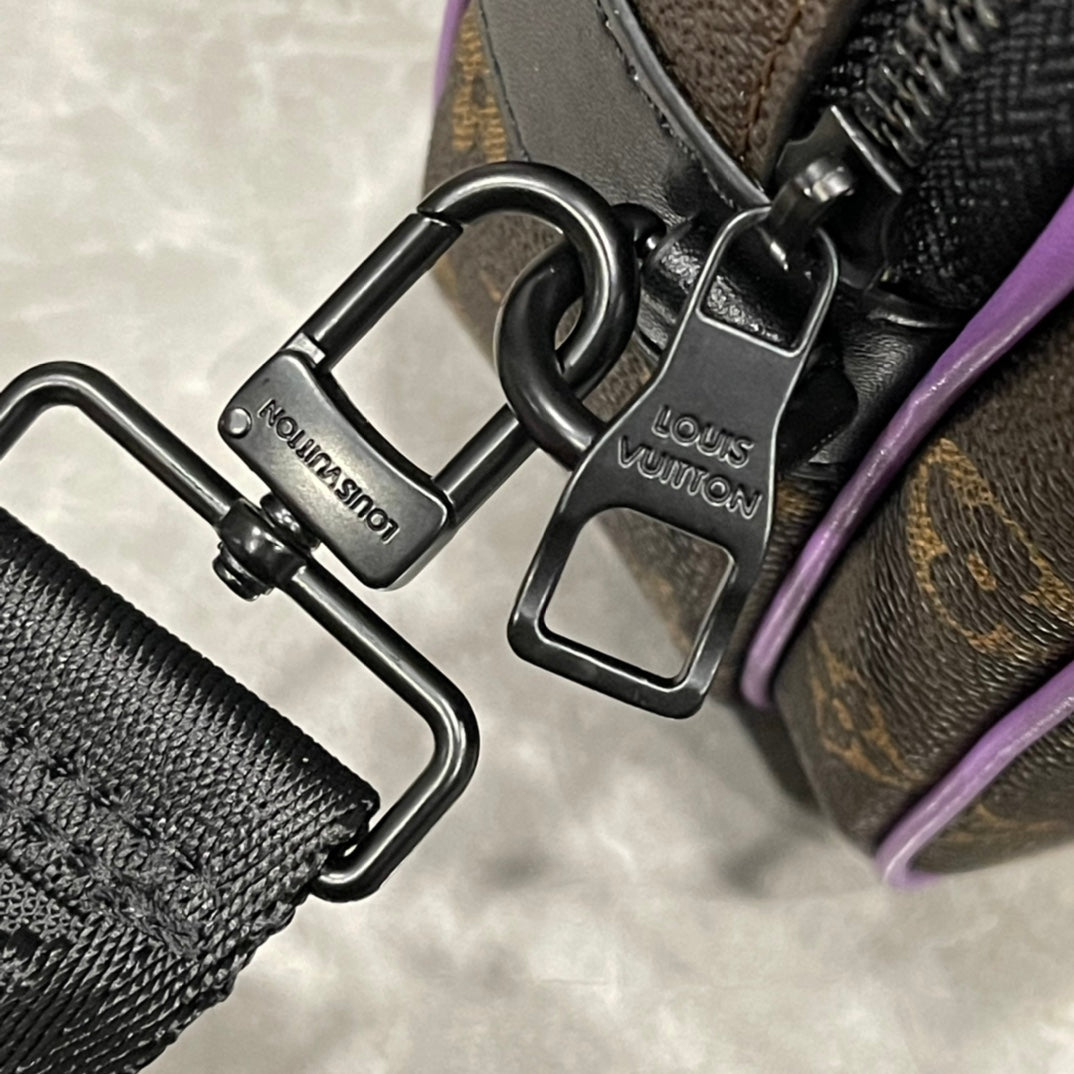 Luxury Bags Louis Vuitton  850