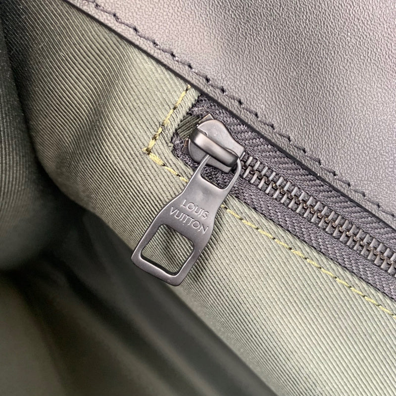 Louis Vuitton Luxury Bags 1803
