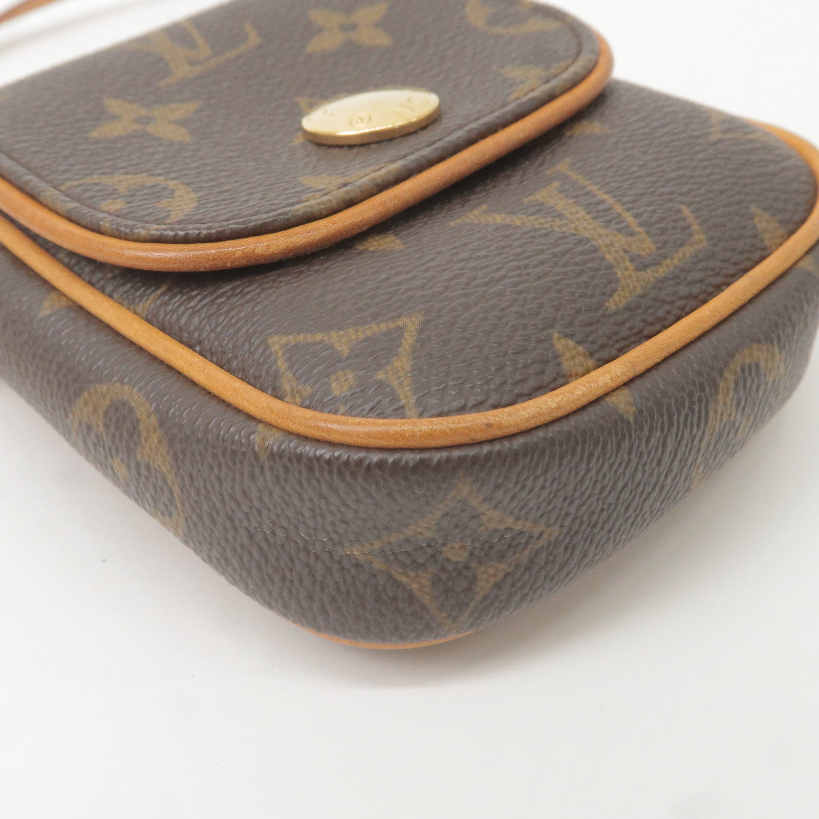 Louis Vuitton Monogram Pochette Cancun Shoulder Bag Pouch M60018