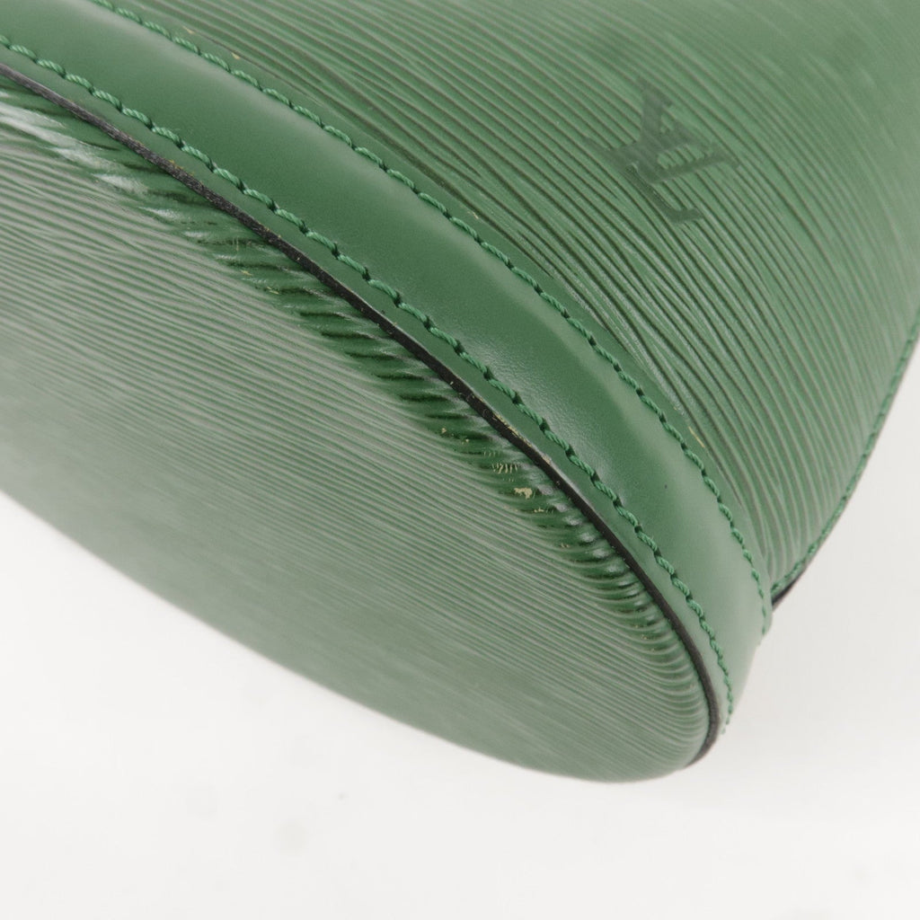 Louis Vuitton Epi Cluny Shoulder Bag Borneo Green M52254