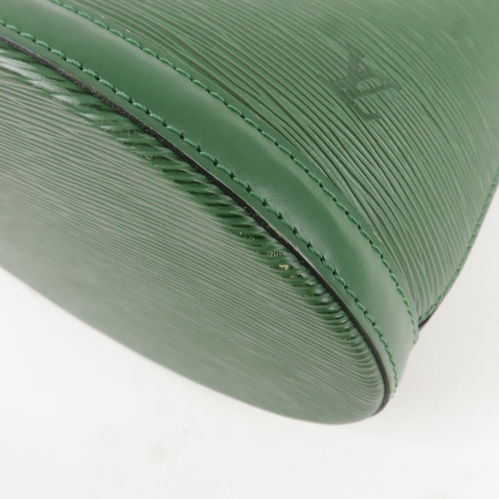 Louis Vuitton Epi Cluny Shoulder Bag Borneo Green M52254