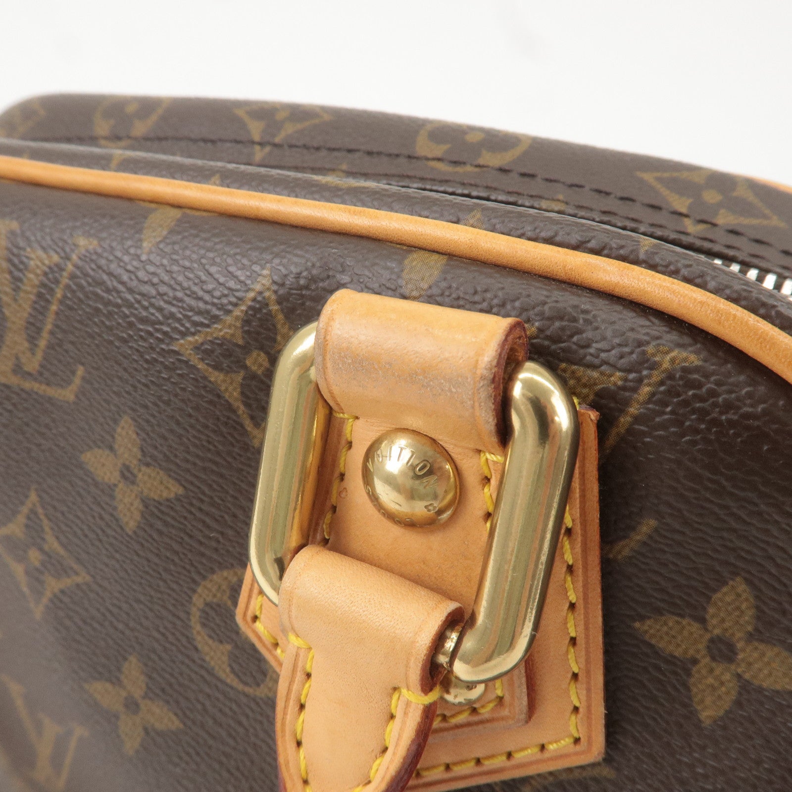 Louis Vuitton Monogram Manhattan PM Hand Bag Brown M40026