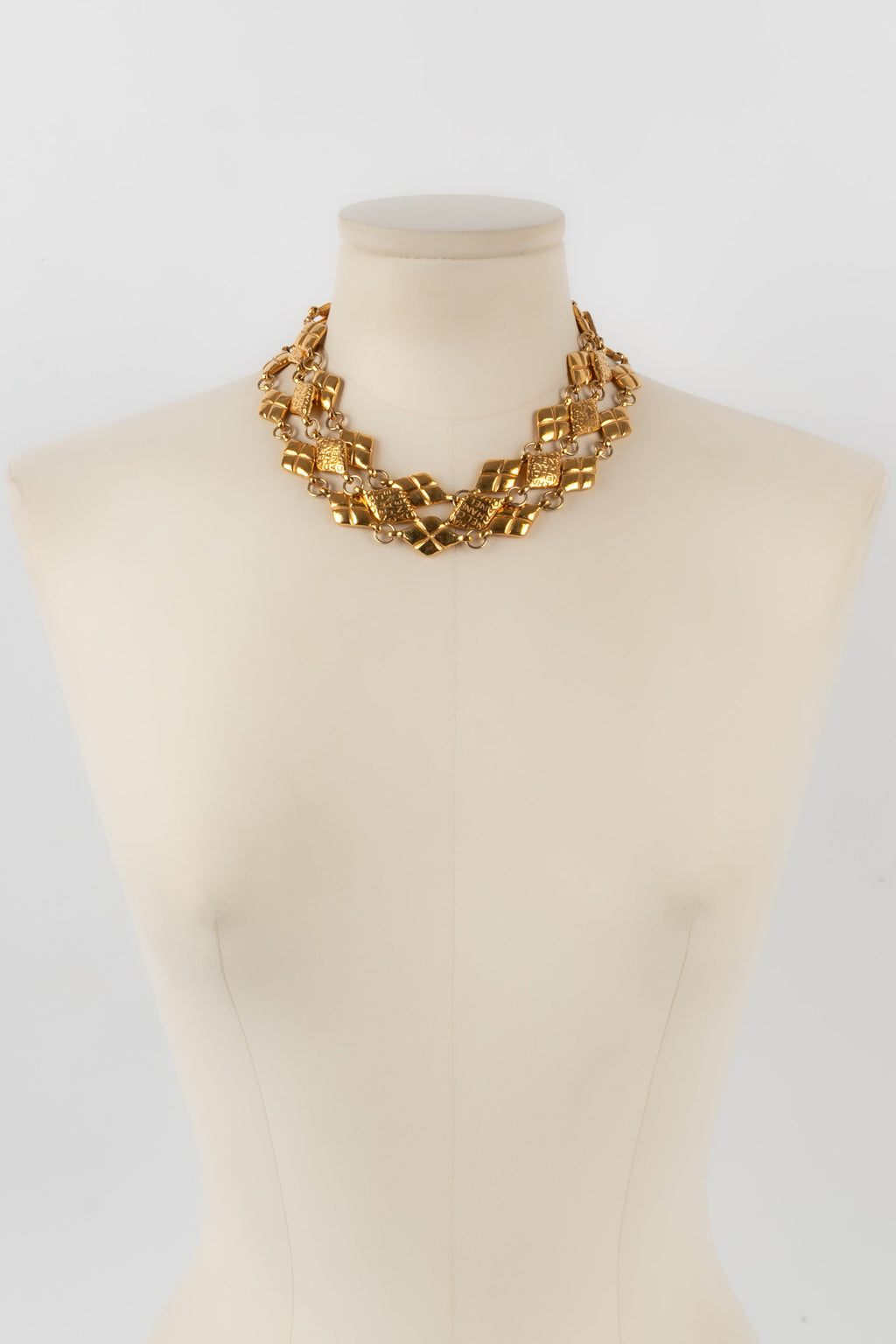 Collier dor�� Chanel 1990s