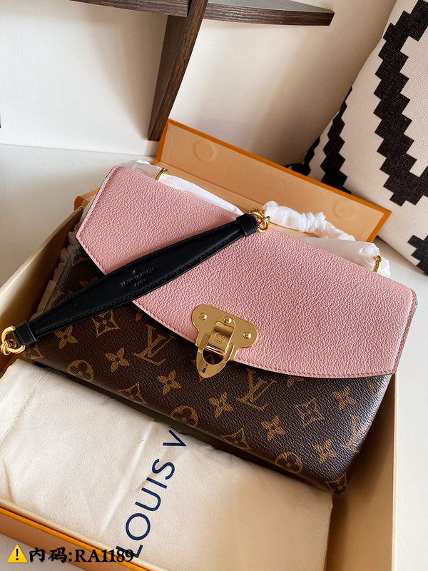 Louis Vuitton Luxury Bags 2641