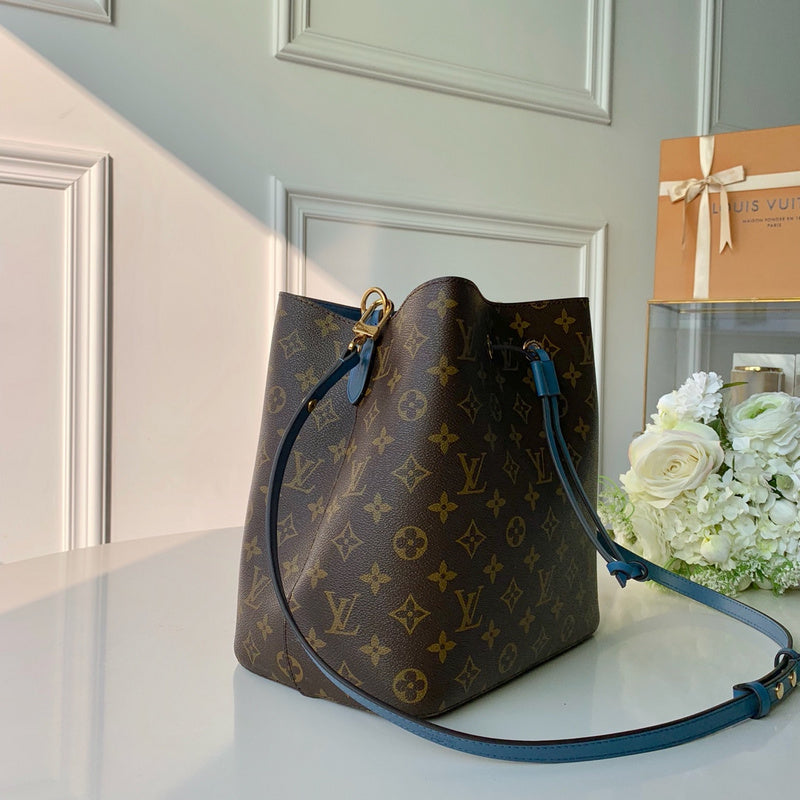 Louis Vuitton Luxury Bags 2693