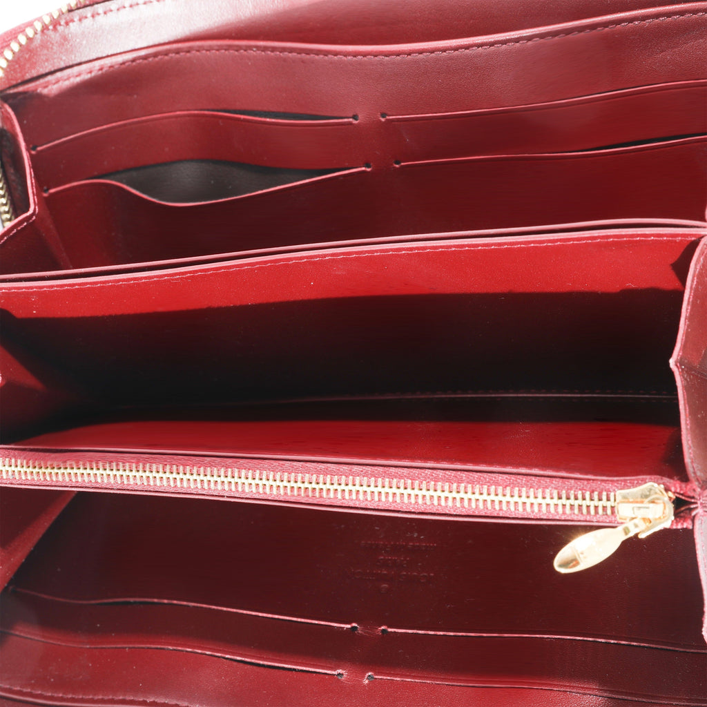 Louis Vuitton Rouge Fauviste Vernis Zippy Wallet