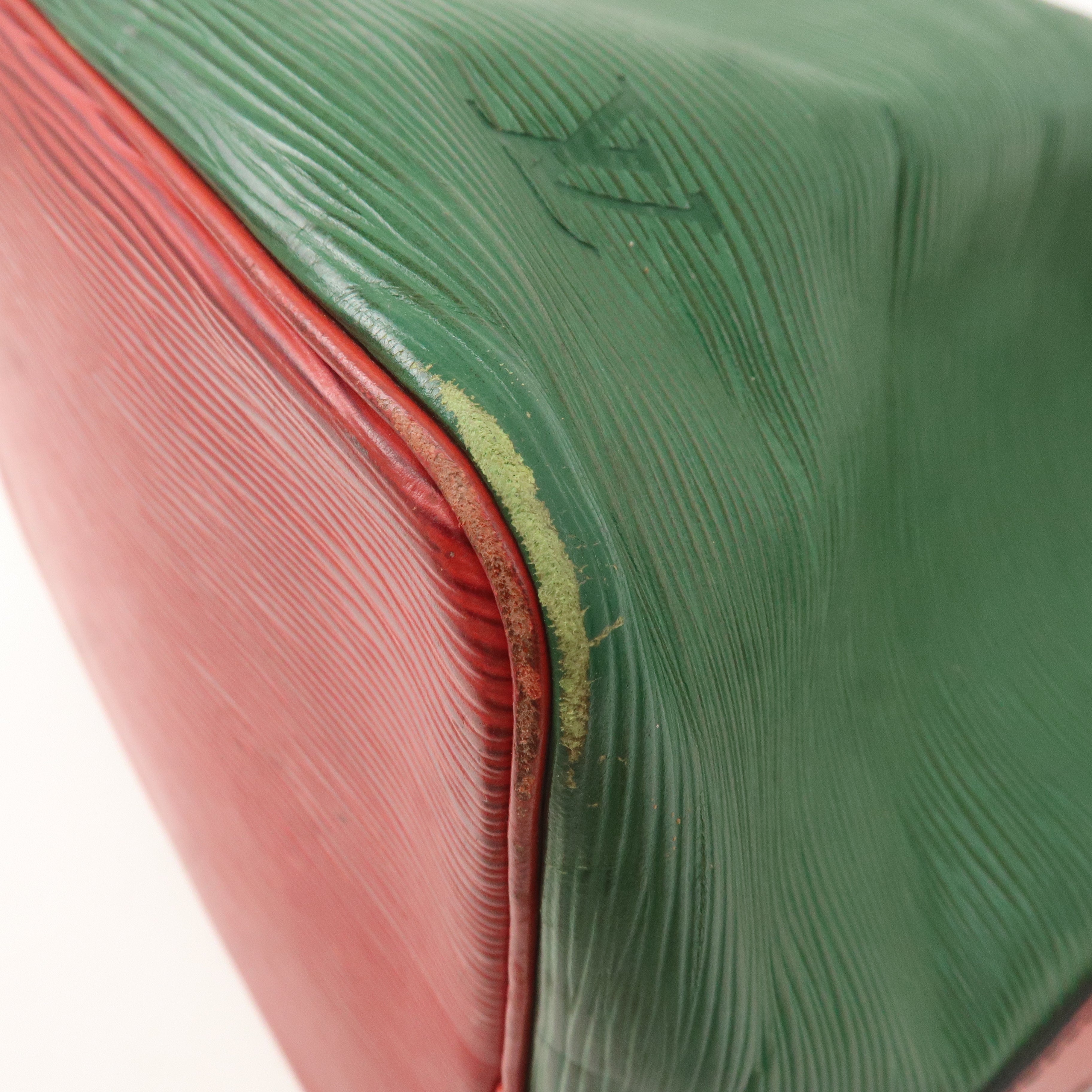 Louis Vuitton Epi Petit Noe Shoulder Bag Green Red M44147