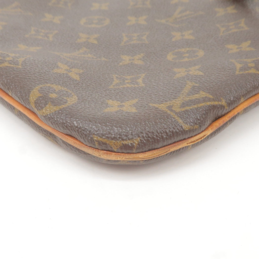 Louis Vuitton Monogram Pochette Bosphore Shoulder Bag M40044