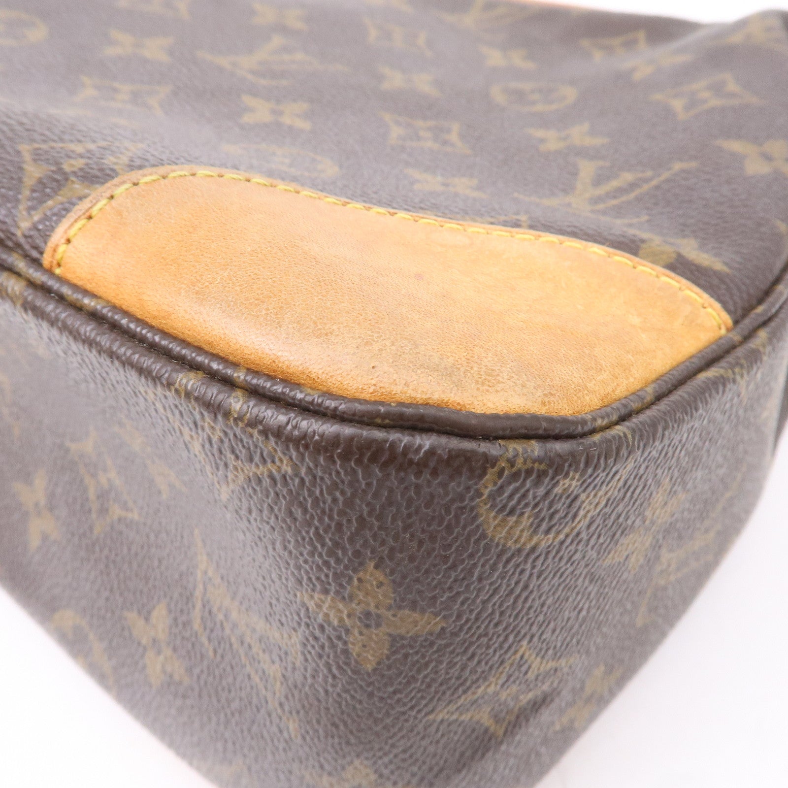 Louis Vuitton Monogram Boulogne 30 Shoulder Bag M51265