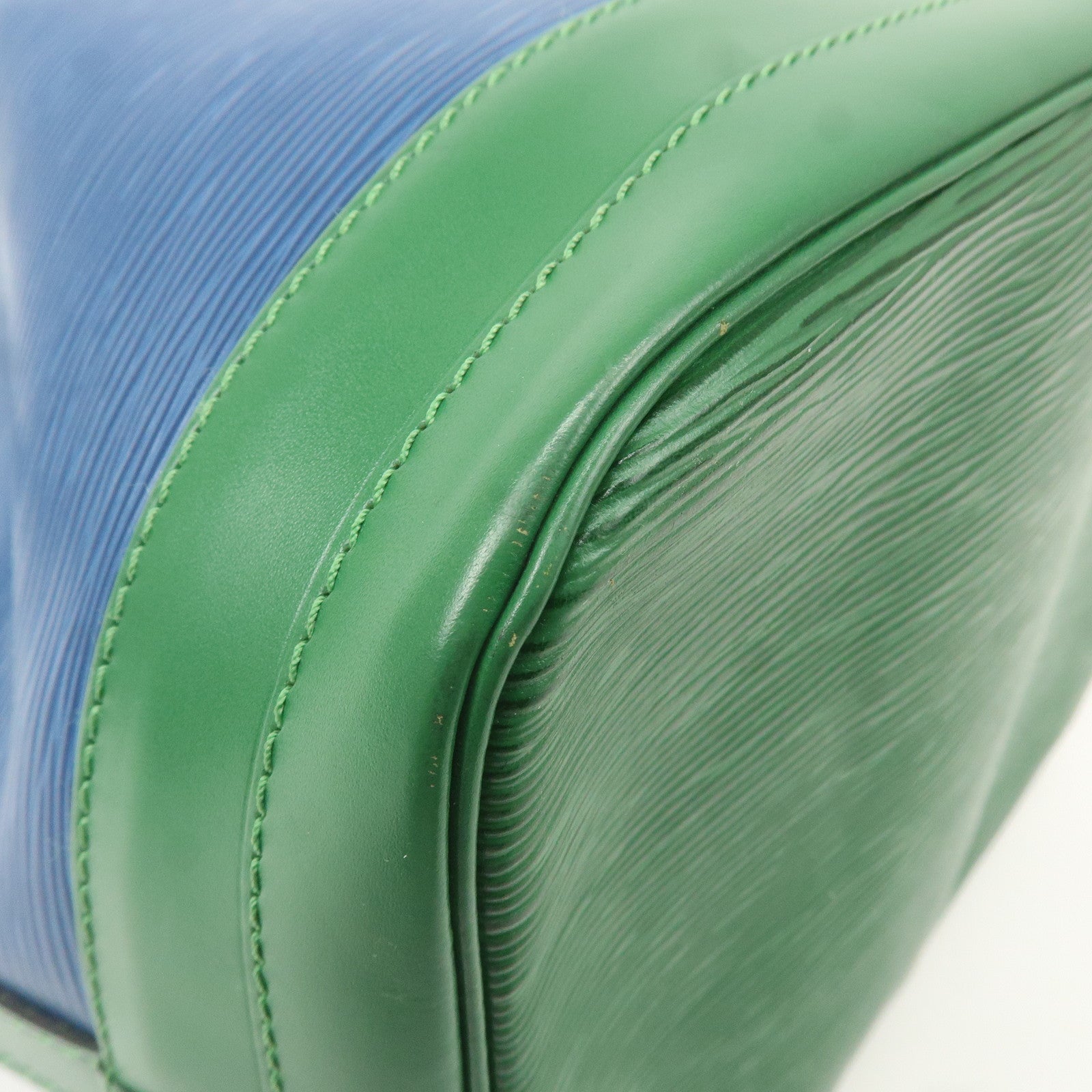 Louis Vuitton Epi Bi-Color Noe Shoulder Bag Blue Green M44044