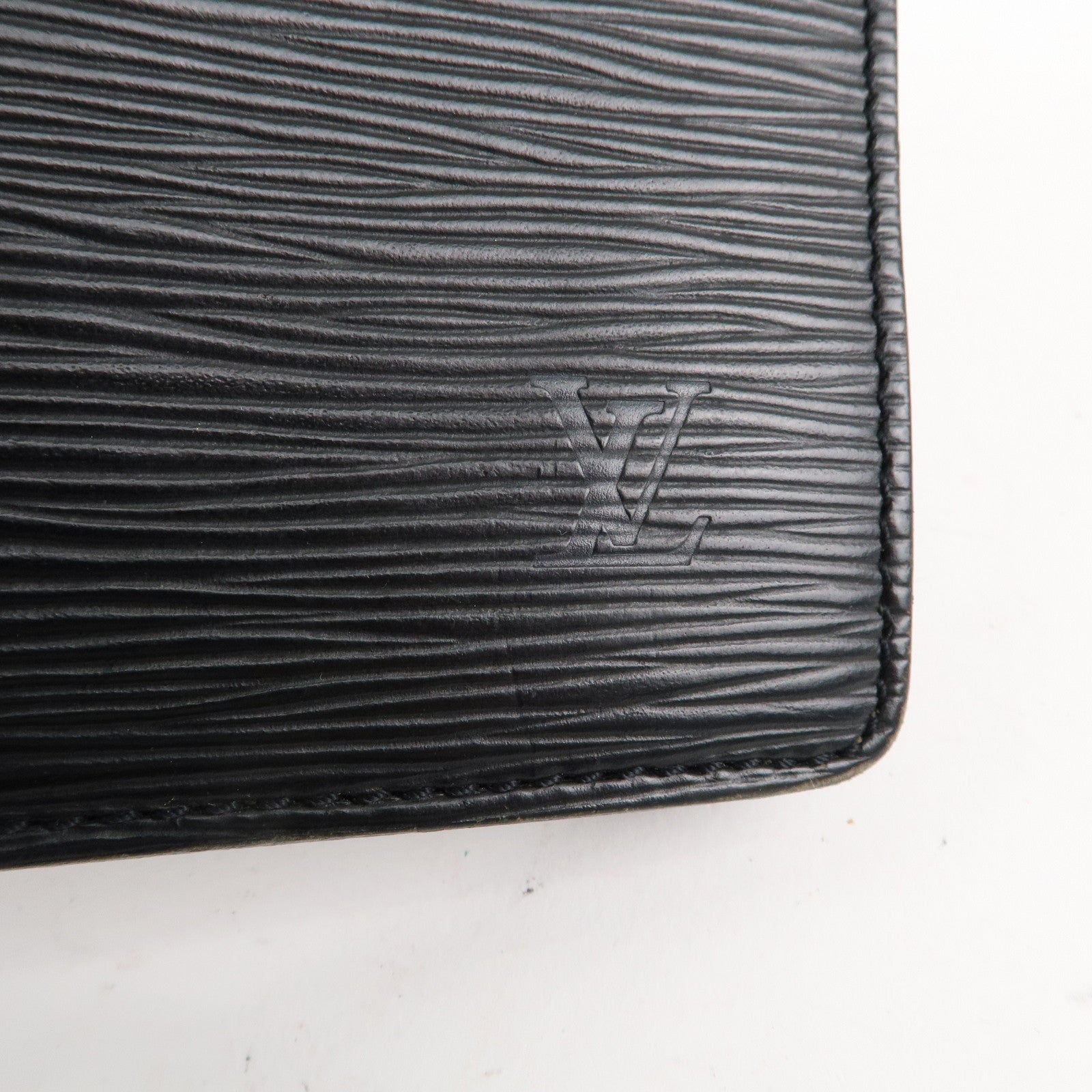 Louis Vuitton Epi Pochette Homme Clutch Bag Noir Black M52522