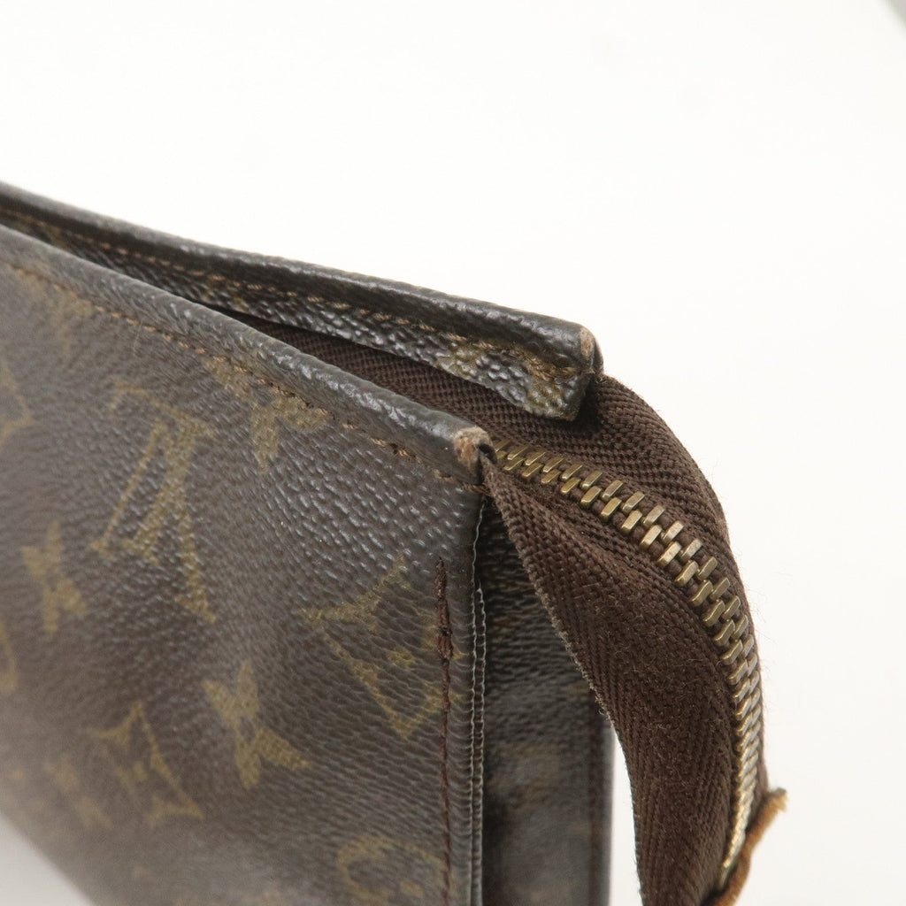 Louis Vuitton Monogram Poche Toilette 26 Clutch Bag Pouch M47542