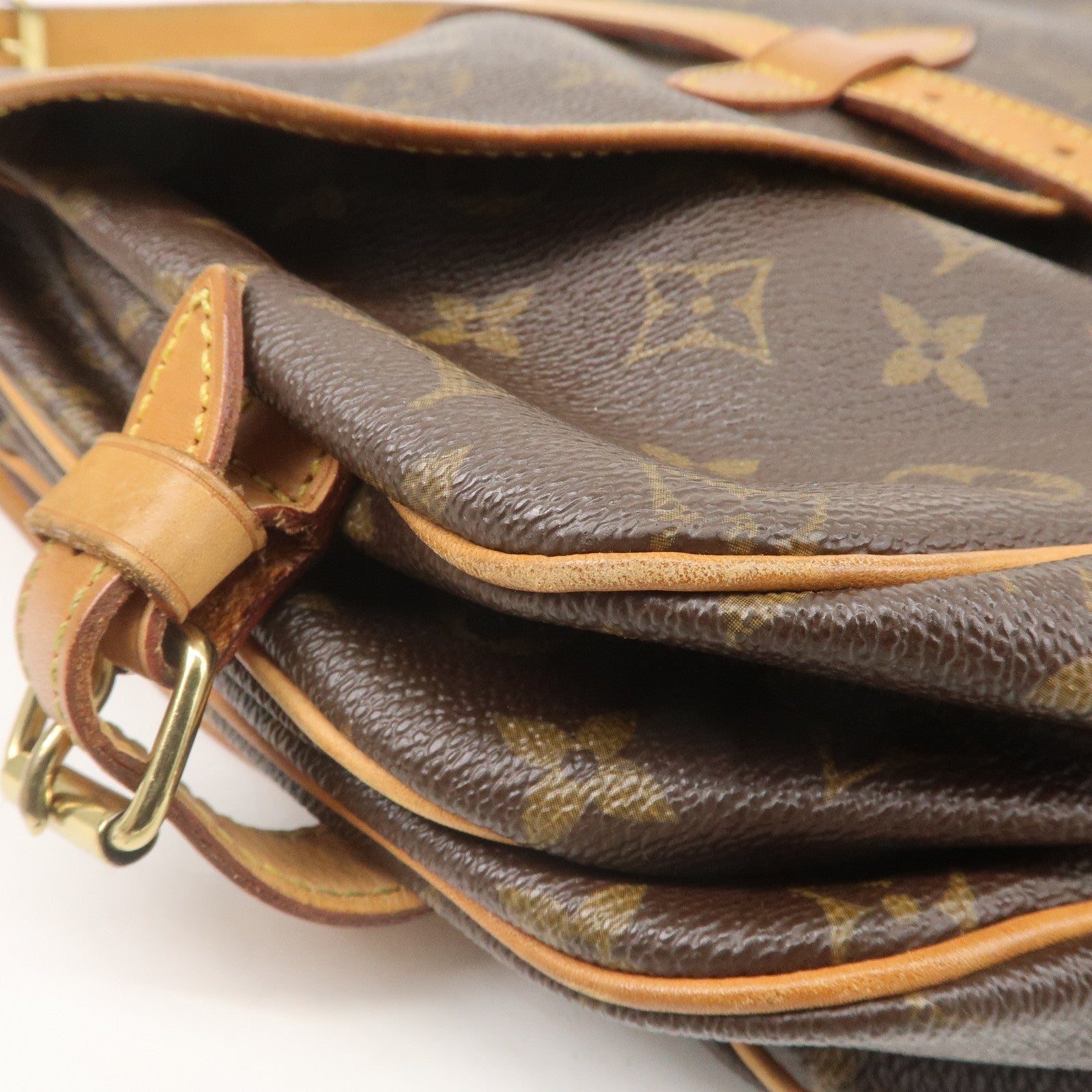 Louis Vuitton Monogram Saumur 30 Shoulder Bag Brown M42256