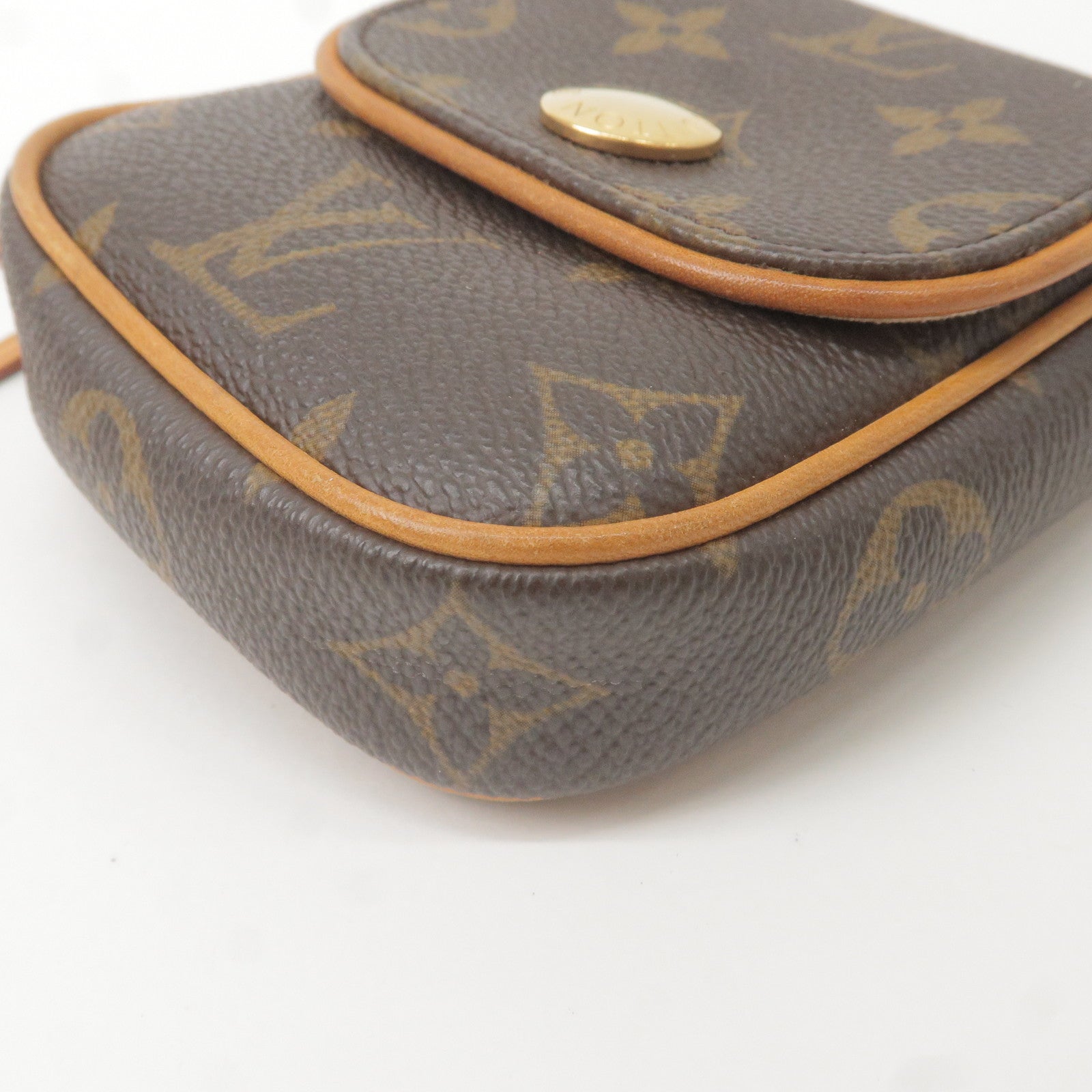 Louis Vuitton Monogram Pochette Cancun Shoulder Bag Pouch M60018