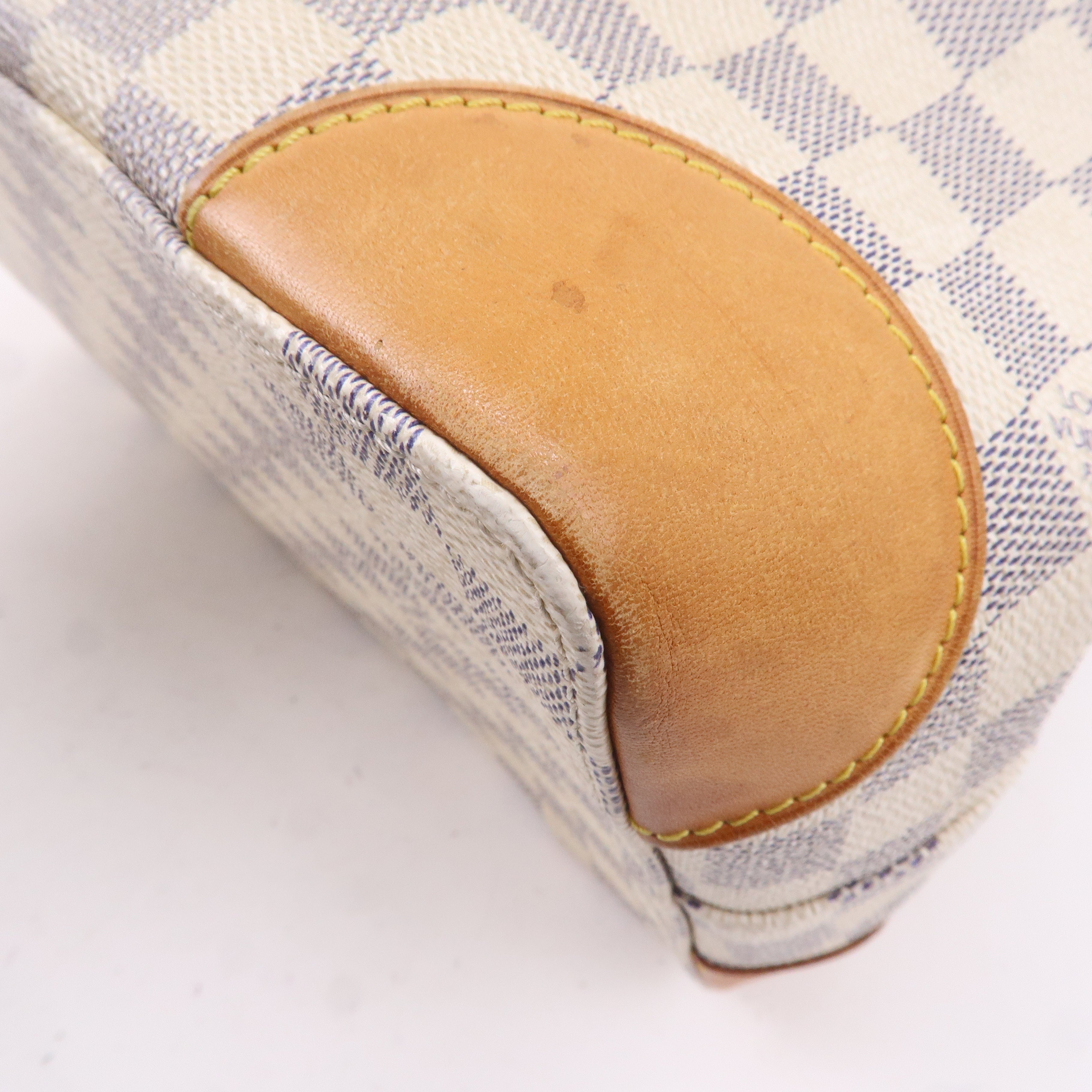 Louis Vuitton Damier Azur Hampstead PM Hand Bag Ivory N51207