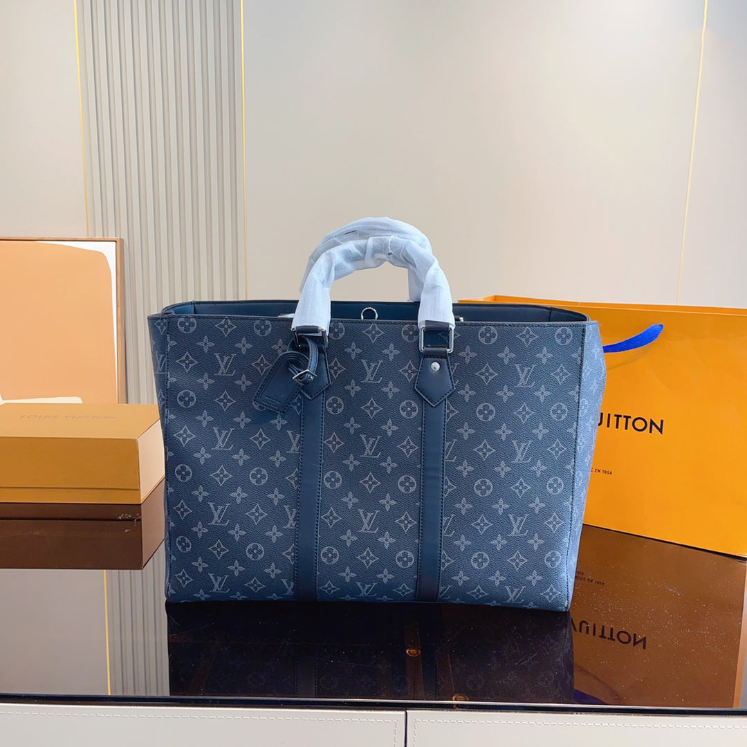 Luxury Bags Louis Vuitton  730