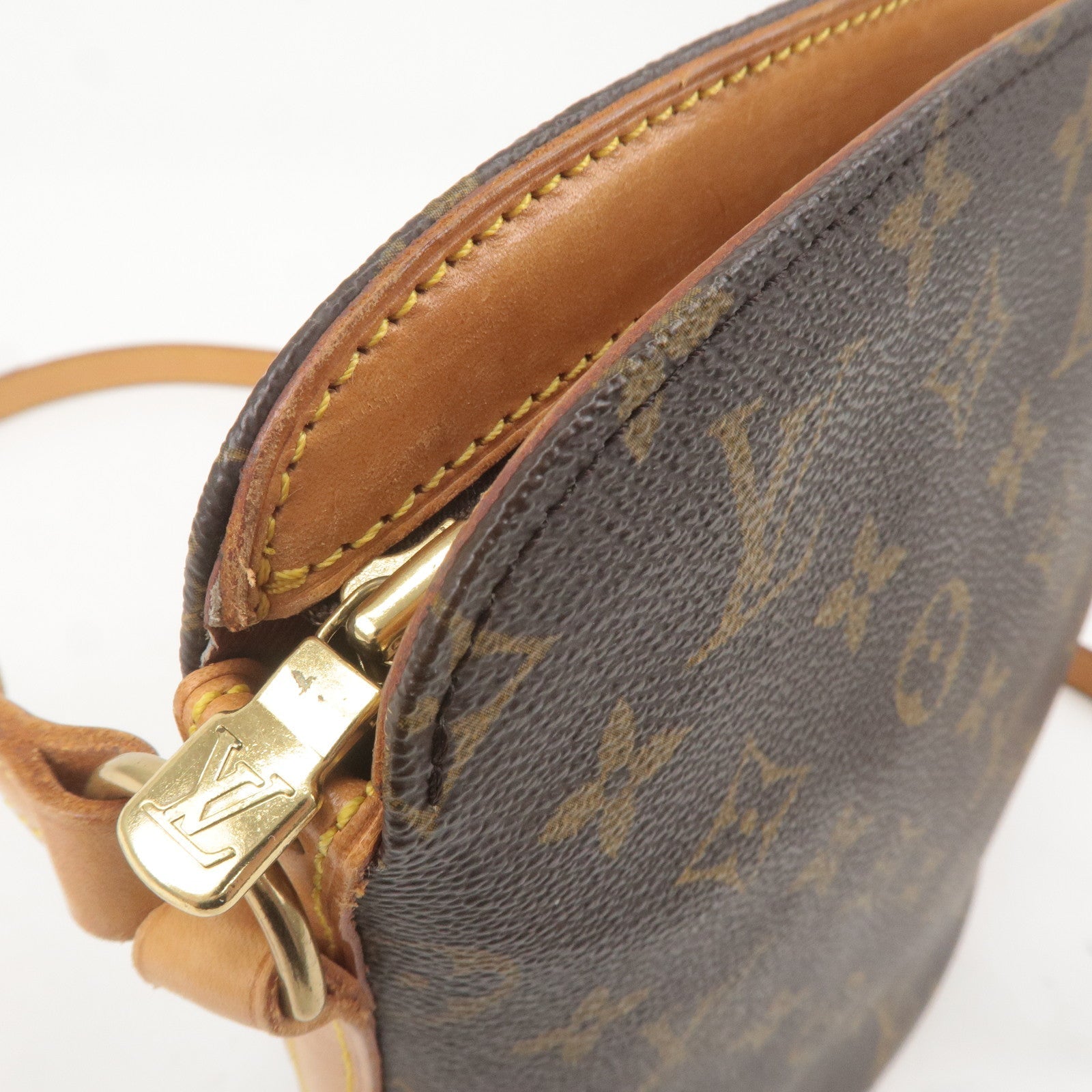 Louis Vuitton Monogram Drouot Cross Body Shoulder Bag M51290
