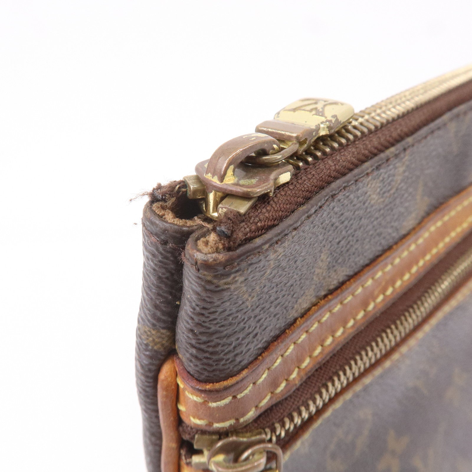 Louis Vuitton Monogram Pochette Bosphore Shoulder Bag M40044
