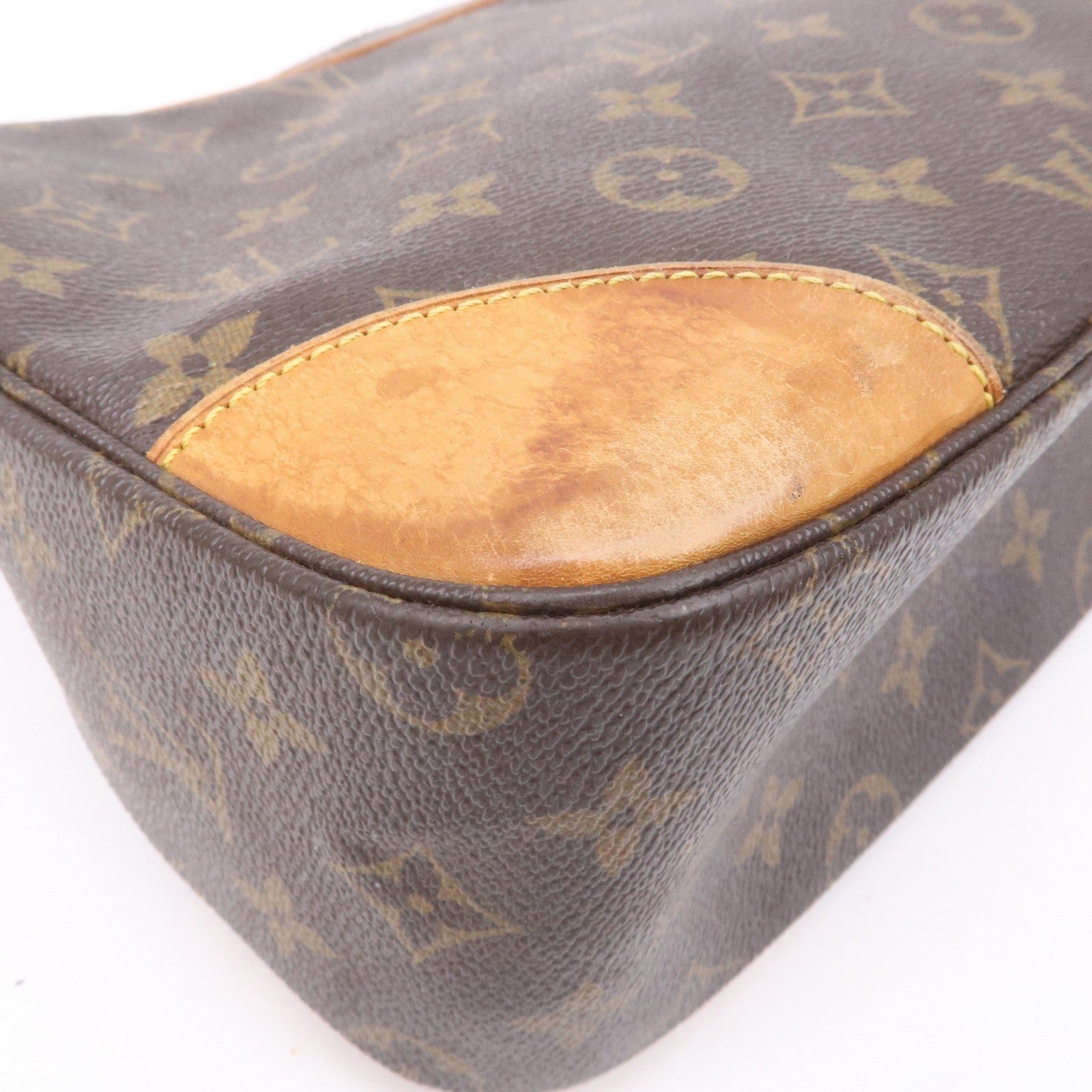 Louis Vuitton Monogram Boulogne 30 Shoulder Bag M51265