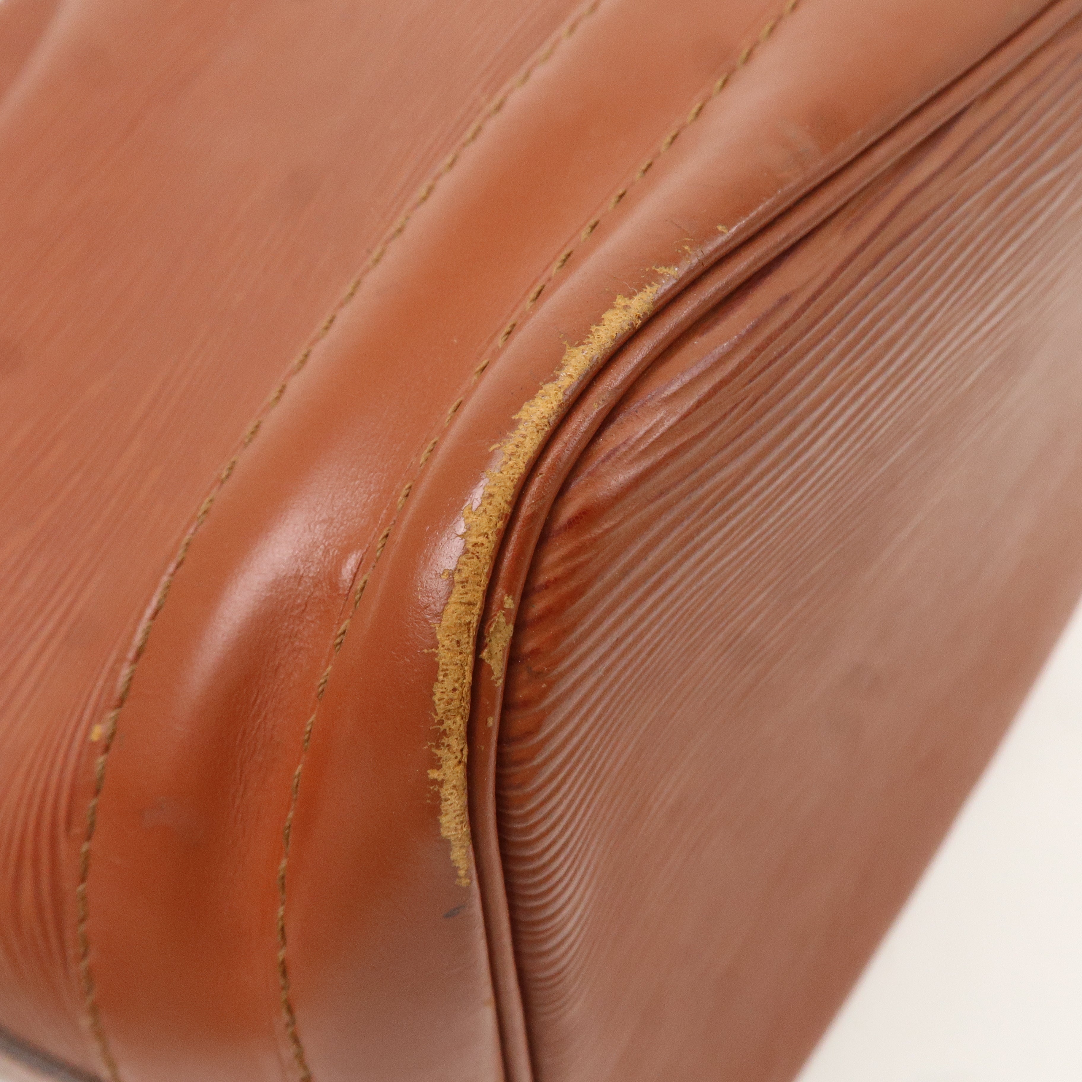 Louis Vuitton Epi Noe Shoulder Bag Kenya Brown M44003