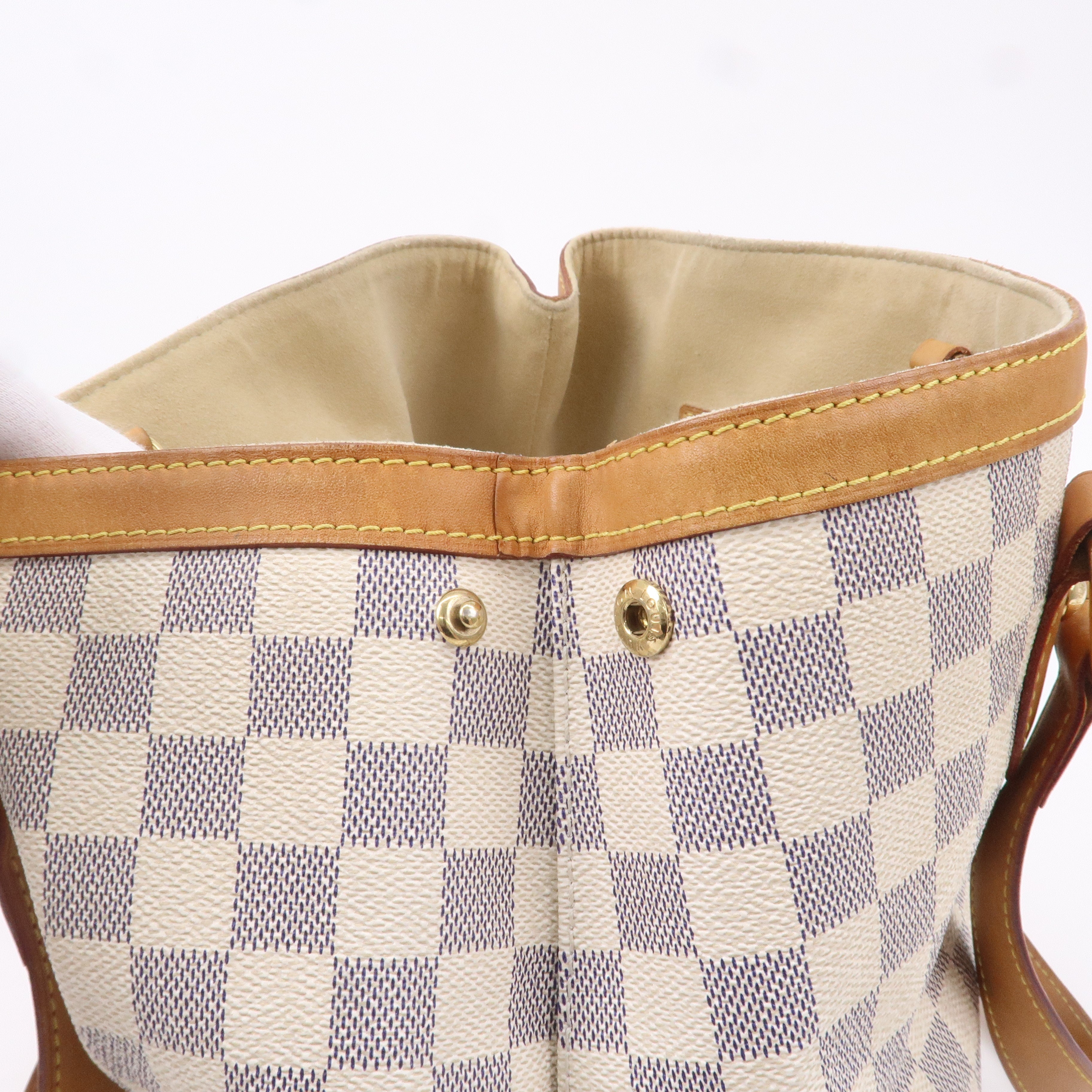 Louis Vuitton Damier Azur Hampstead PM Hand Bag Ivory N51207