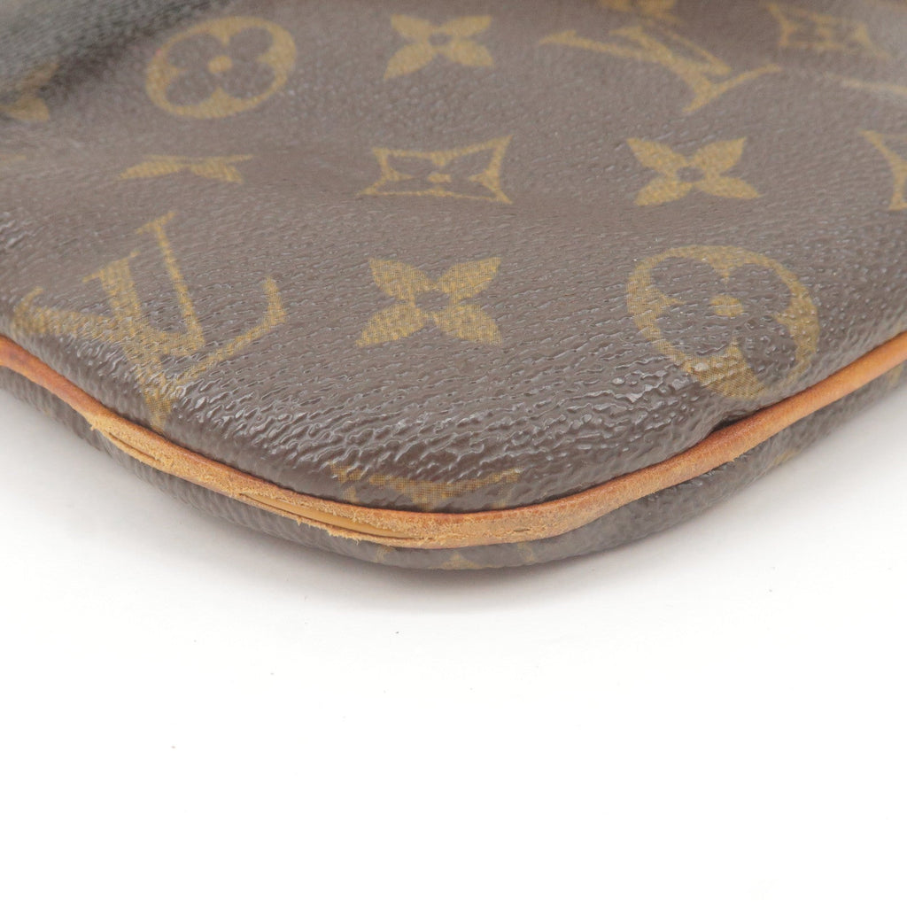 Louis Vuitton Monogram Pochette Bosphore Shoulder Bag M40044