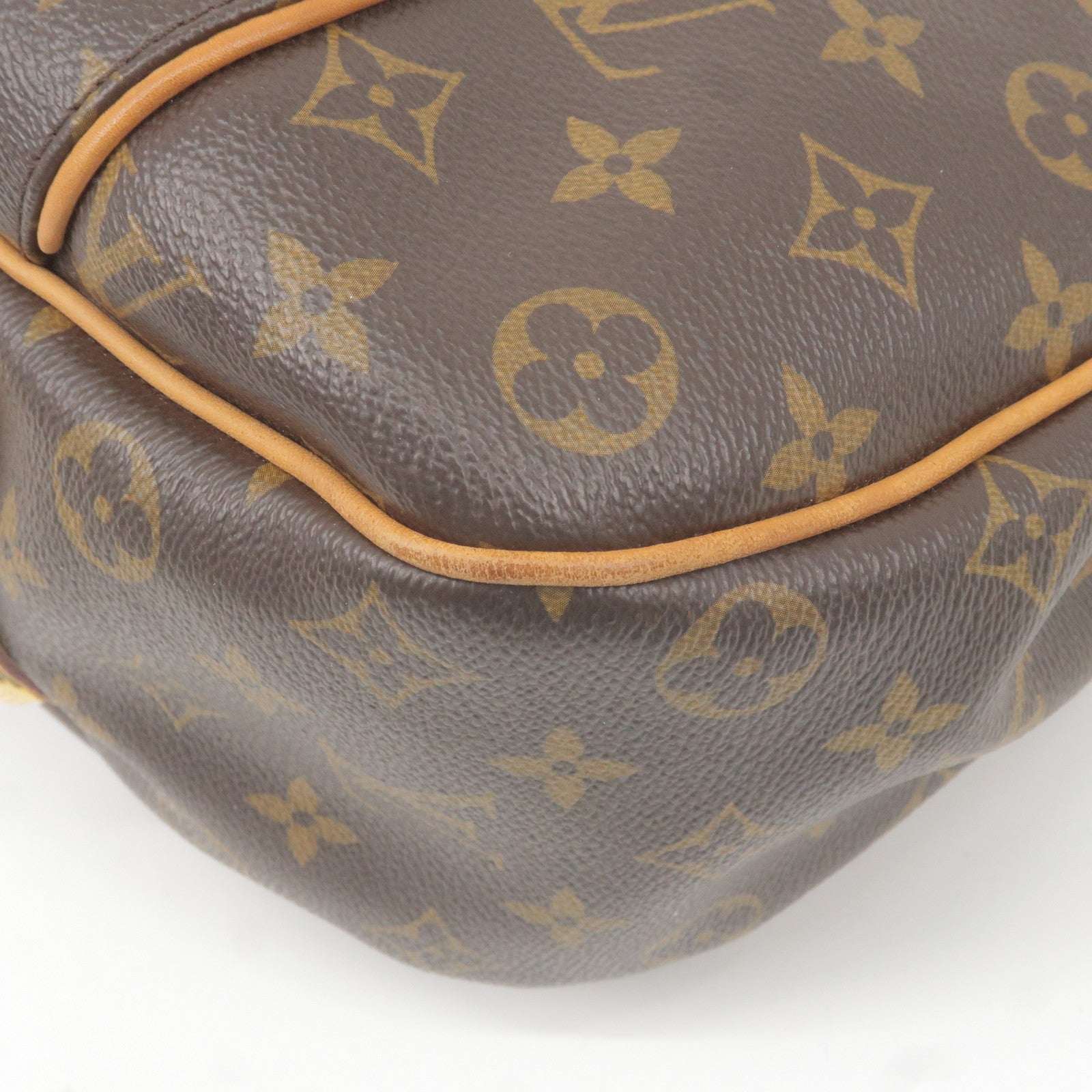 Louis Vuitton Monogram Galliera PM Shoulder Bag M56382