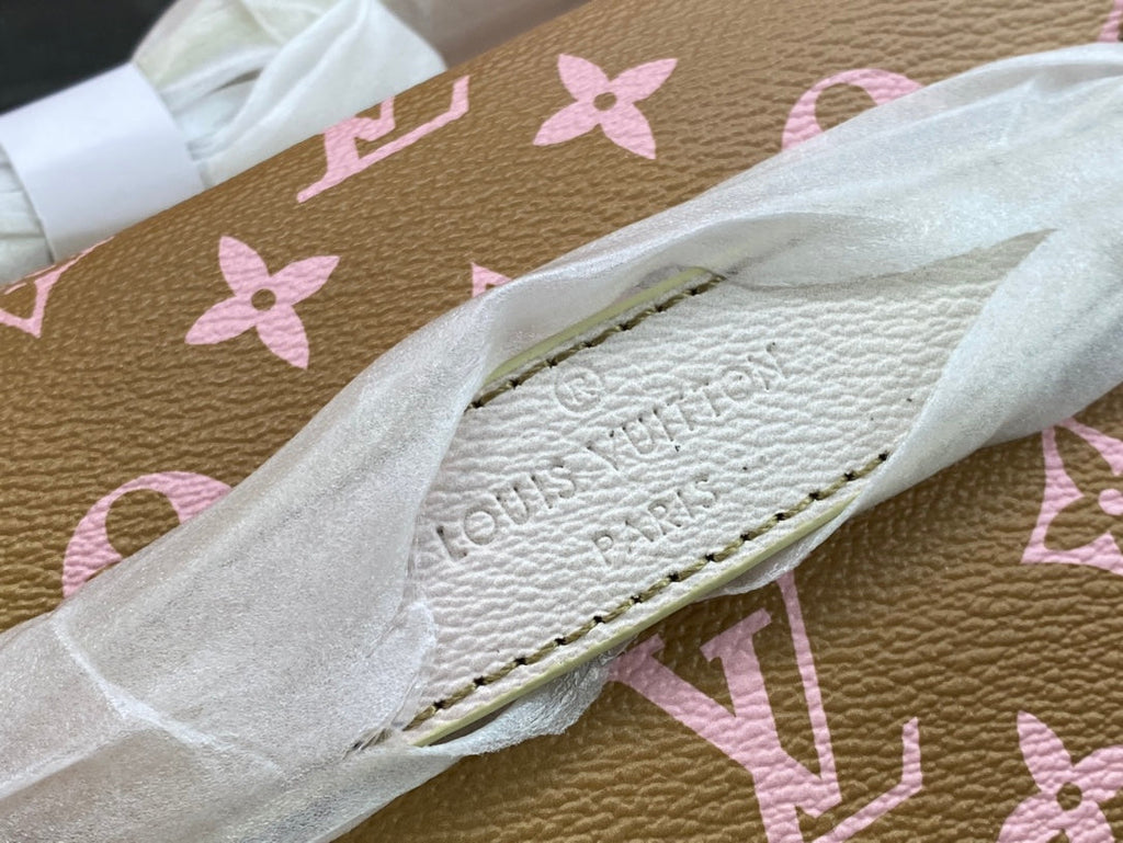 Luxury Bags Louis Vuitton  827