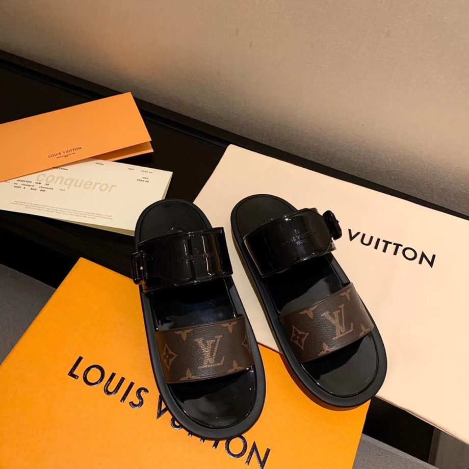 louis vuitton Sunbath Flat Mule Shiny Rubber Black For Women LV