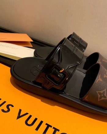 louis vuitton Sunbath Flat Mule Shiny Rubber Black For Women LV