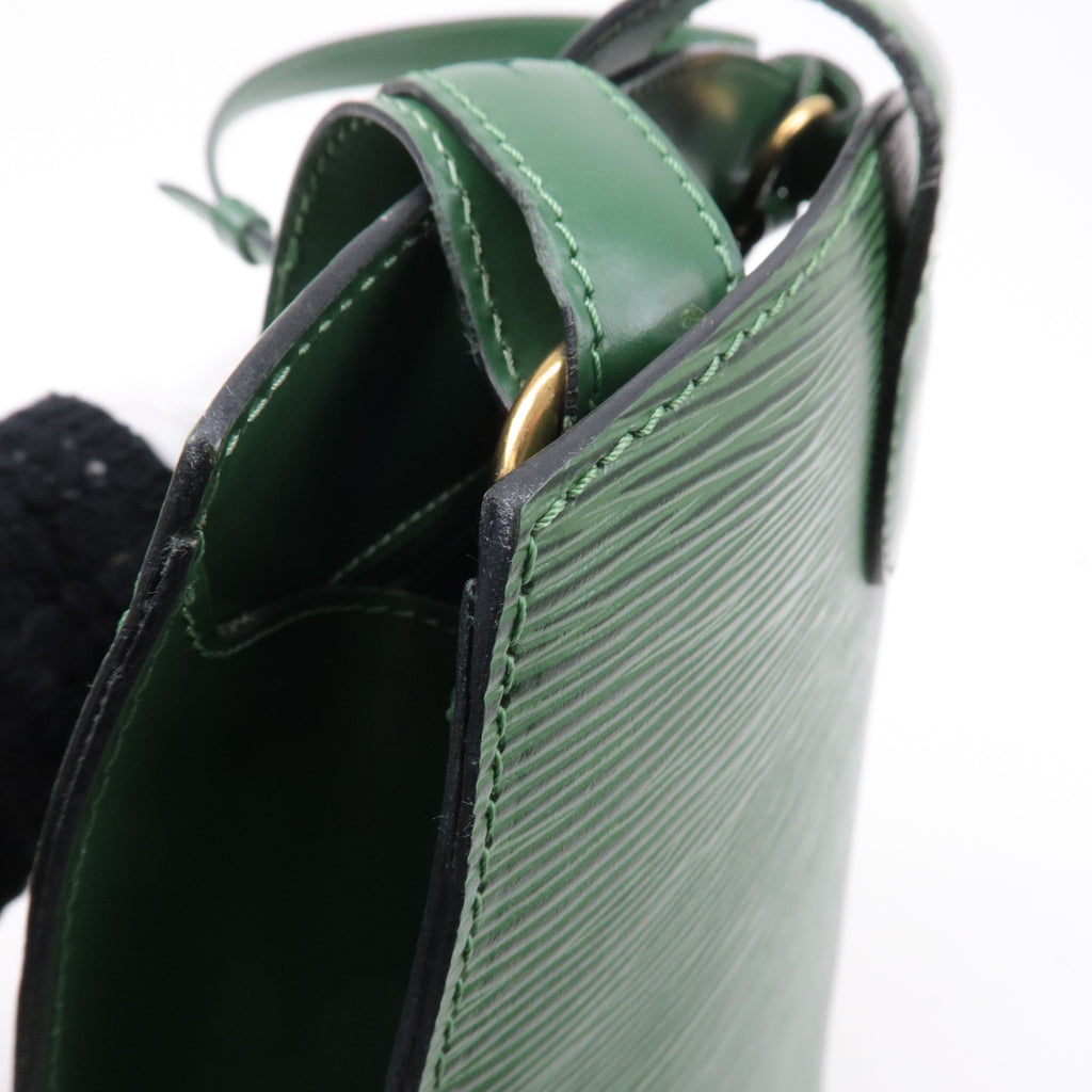 Louis Vuitton Epi Cluny Shoulder Bag Borneo Green M52254