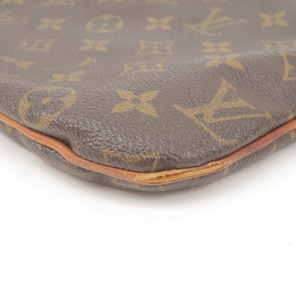 Louis Vuitton Monogram Pochette Bosphore Shoulder Bag M40044