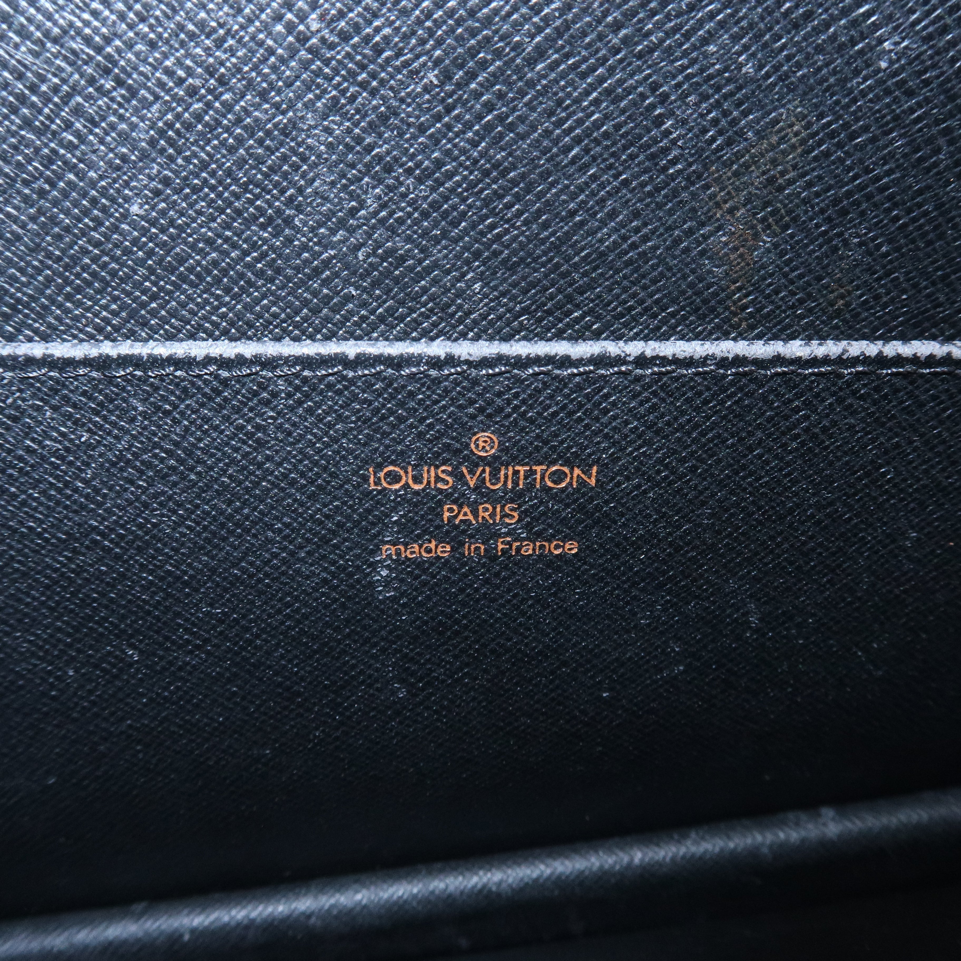 Louis Vuitton Epi Taiga Set of 2 Cluch Bag Green Black M52522