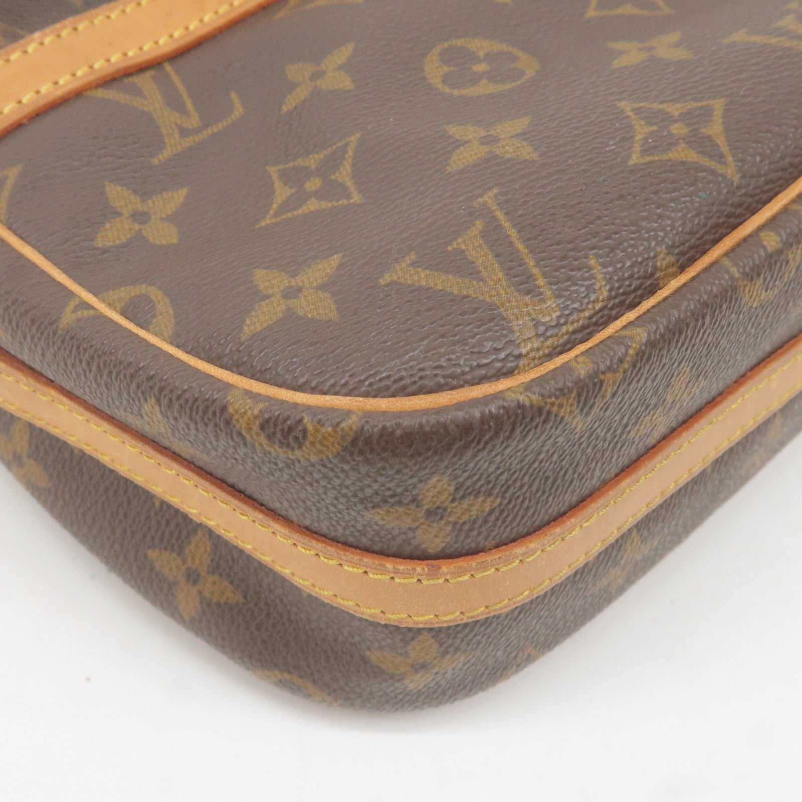 Louis Vuitton Monogram Senlis Shoulder Bag M51222
