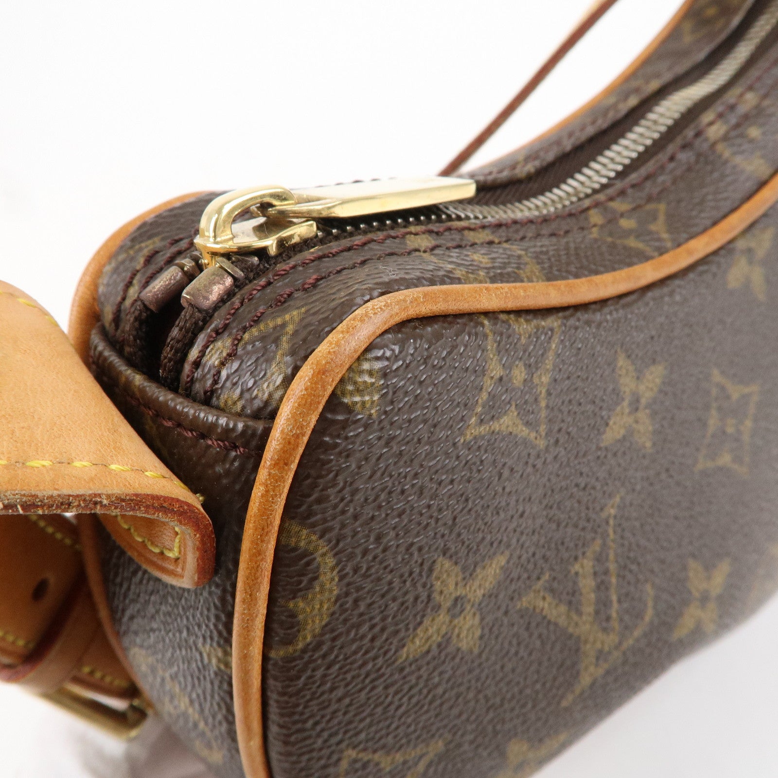 Louis Vuitton Monogram Pochette Croissant Shoulder Bag M51510