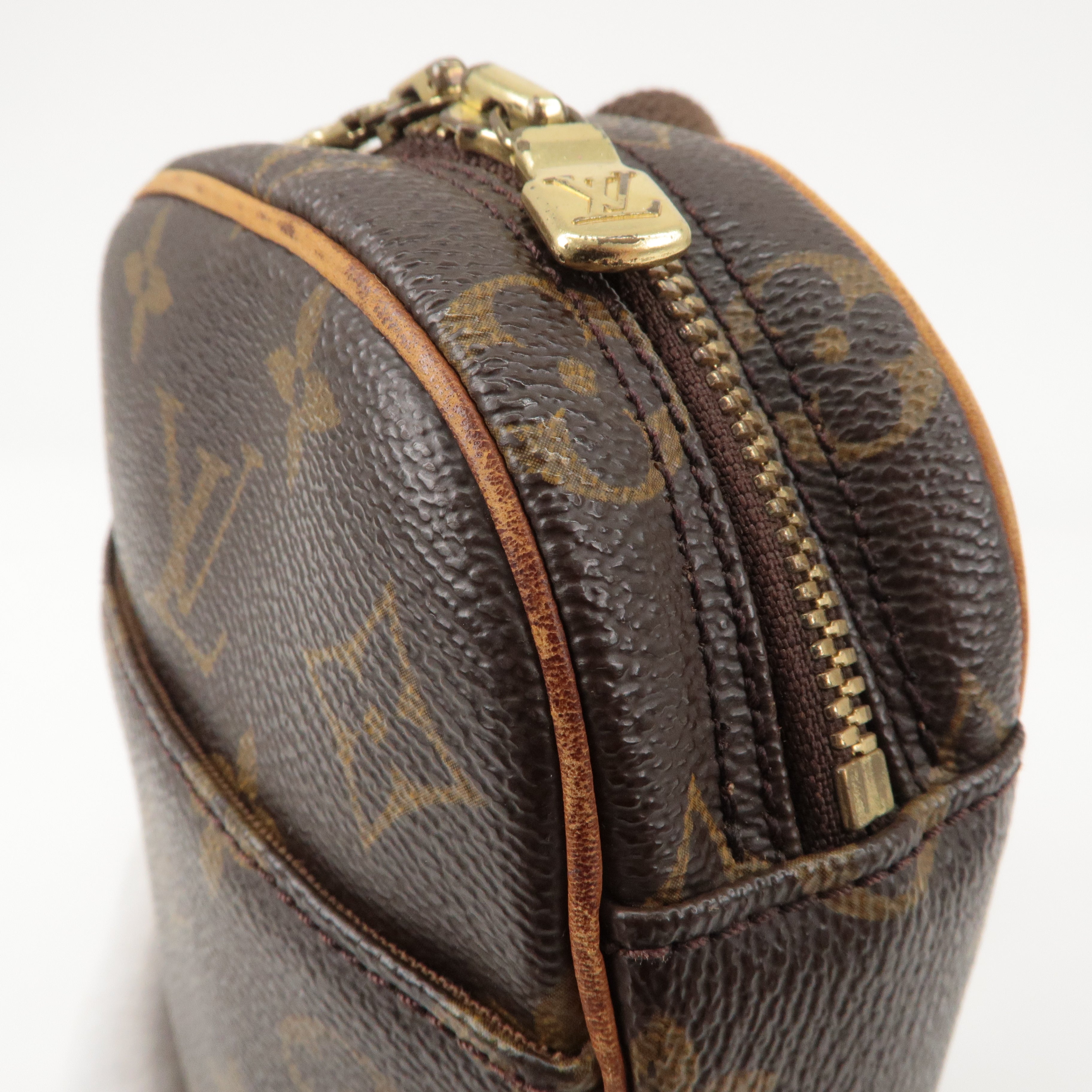 Louis Vuitton Monogram Pochette Gange Crossbody Bag M51870