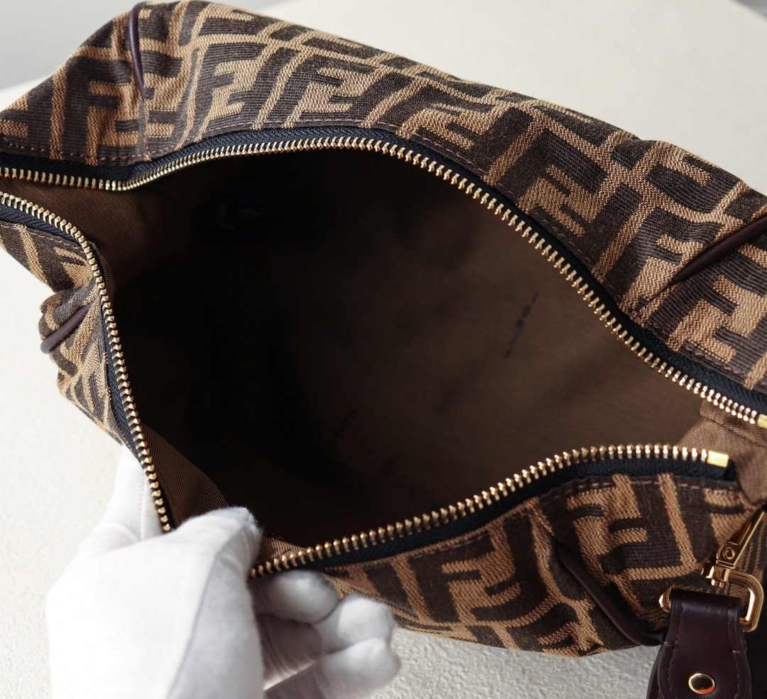 Designer Handbags Fendi 100