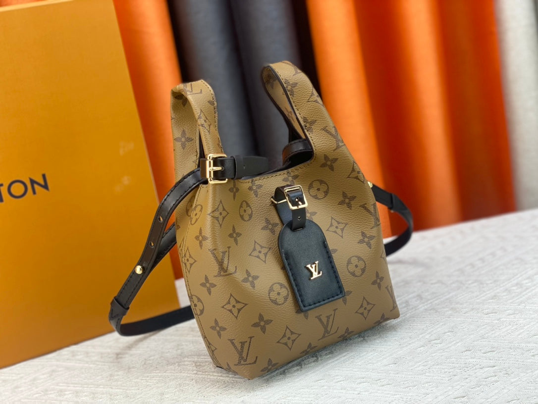 New Lux Bags Louis Vuitton  890